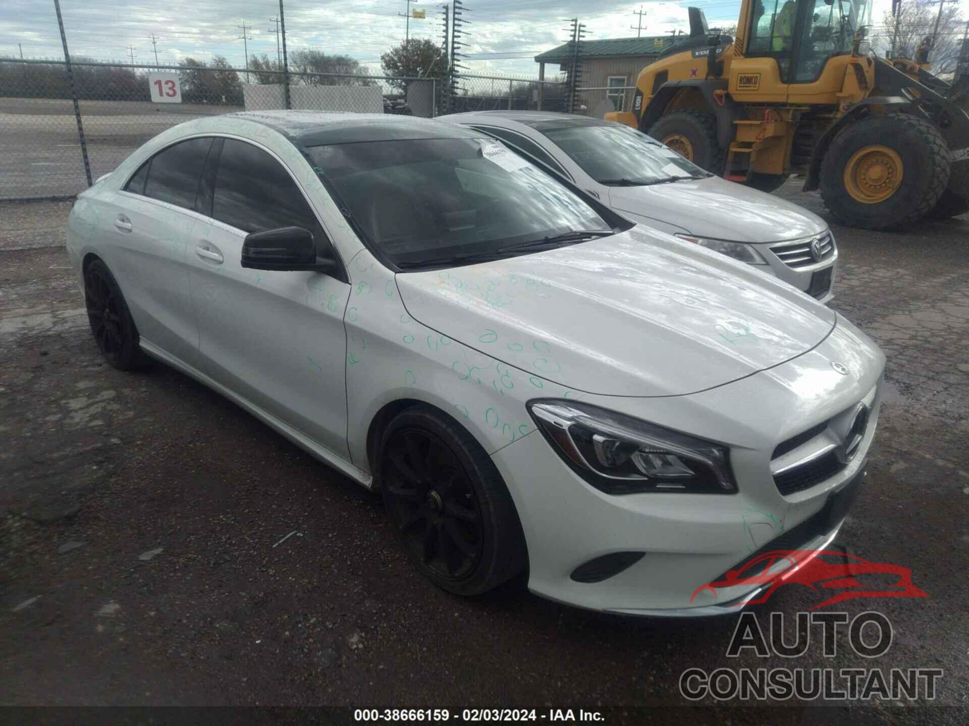 MERCEDES-BENZ CLA 250 2018 - WDDSJ4EB8JN598405