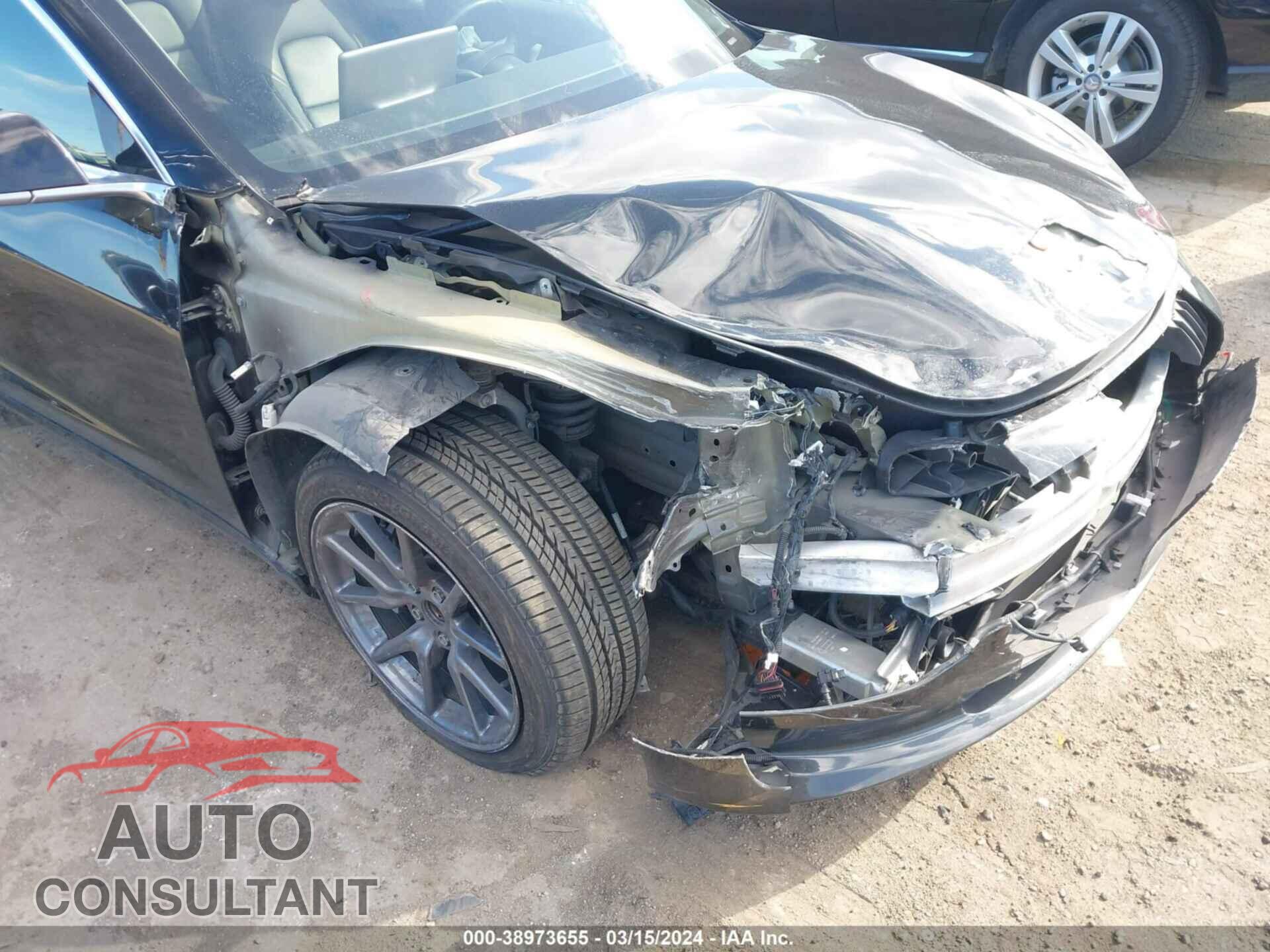 TESLA MODEL 3 2019 - 5YJ3E1EA8KF296511