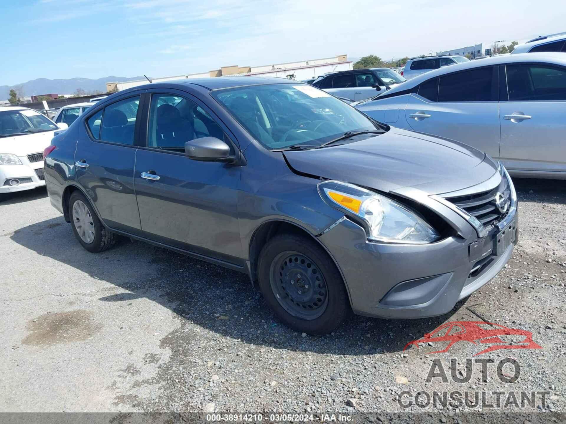 NISSAN VERSA 2017 - 3N1CN7AP2HL817393