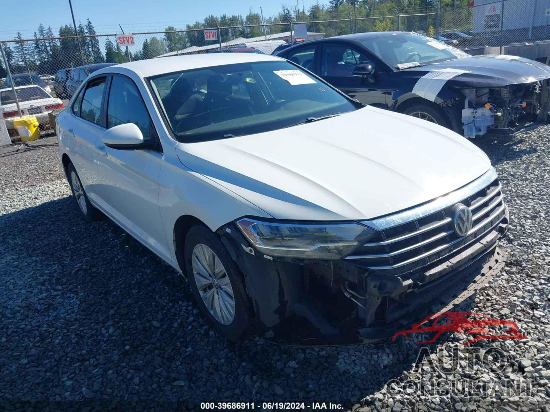 VOLKSWAGEN JETTA 2019 - 3VWC57BU5KM031815