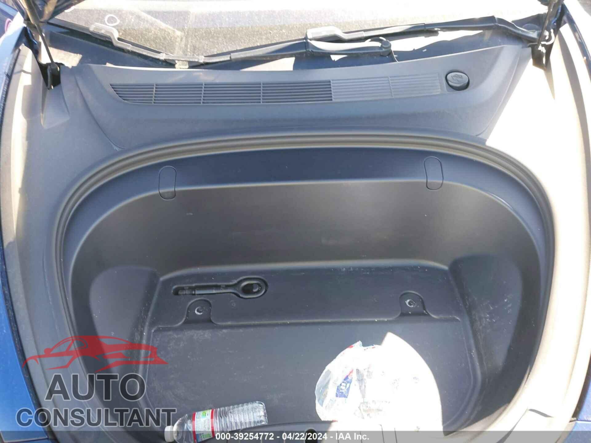 TESLA MODEL 3 2019 - 5YJ3E1EA3KF417879