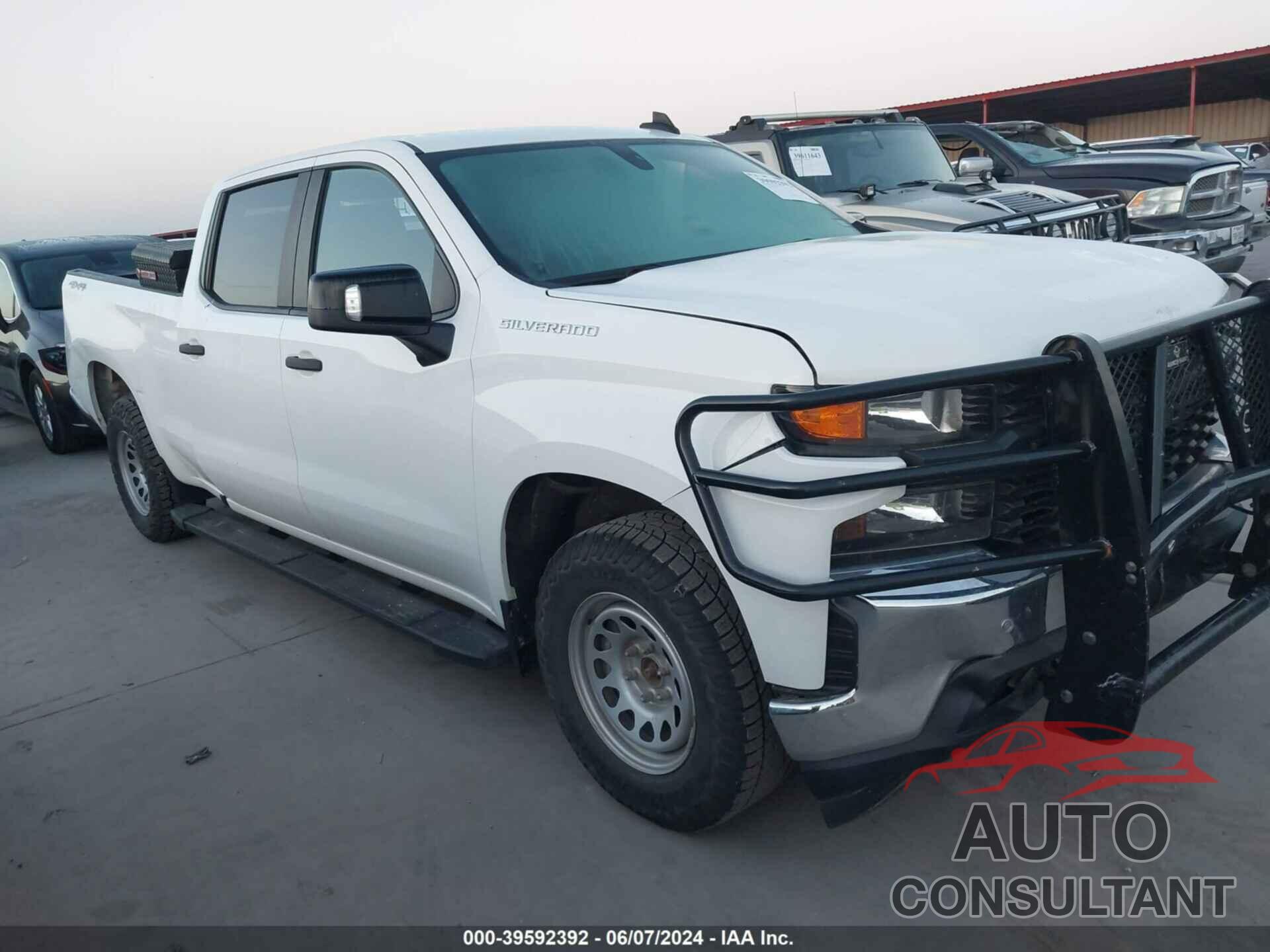 CHEVROLET SILVERADO 1500 2020 - 1GCUYAEF9LZ222209