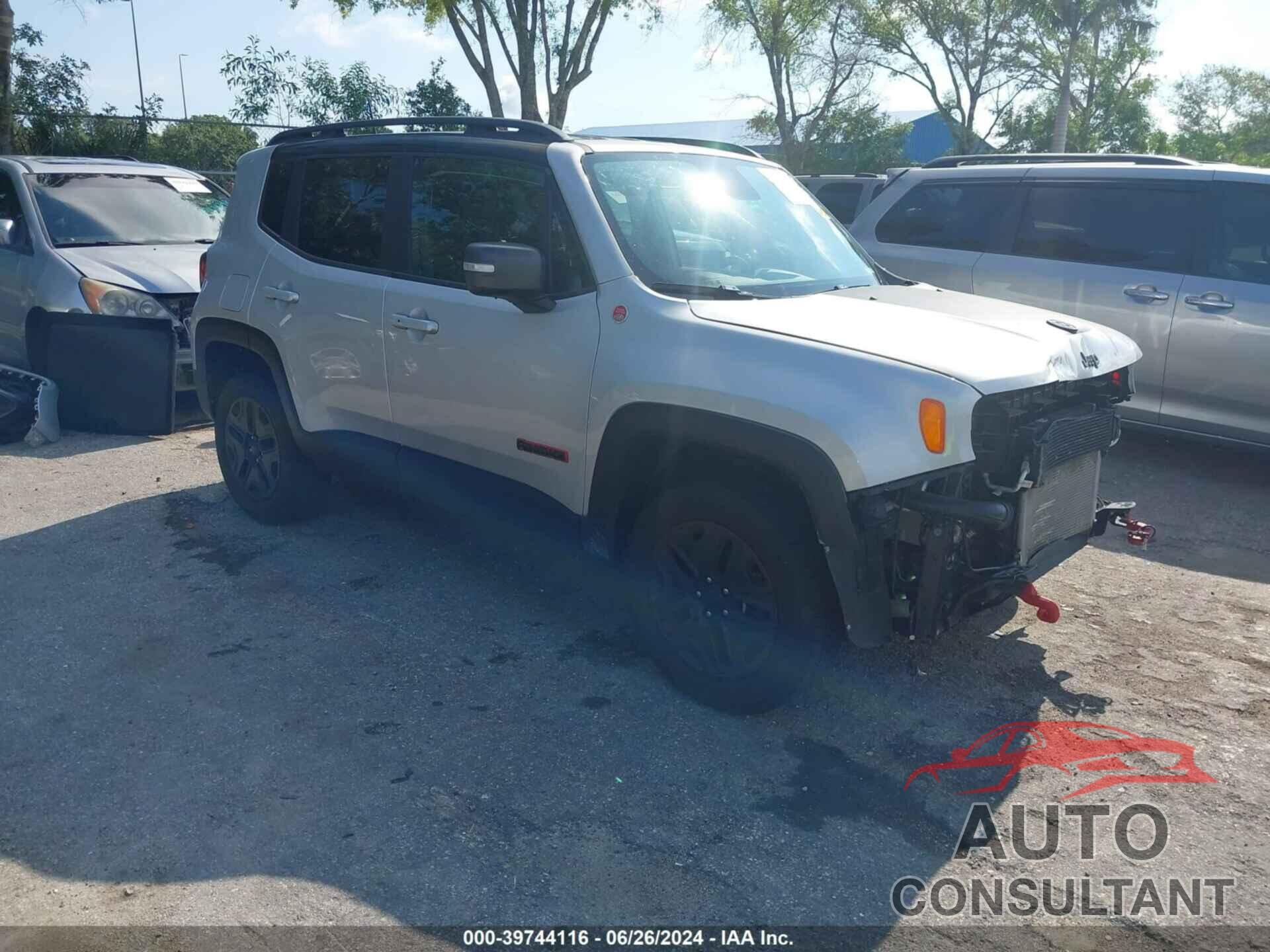 JEEP RENEGADE 2018 - ZACCJBCB5JPH68121