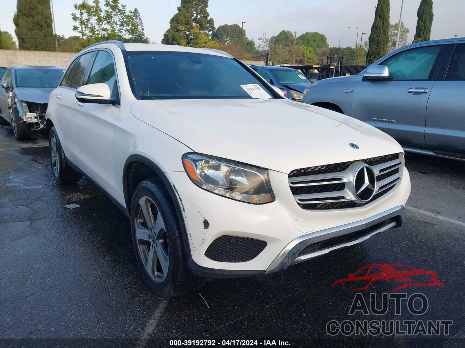 MERCEDES-BENZ GLC 300 2019 - WDC0G4JB7KV158497