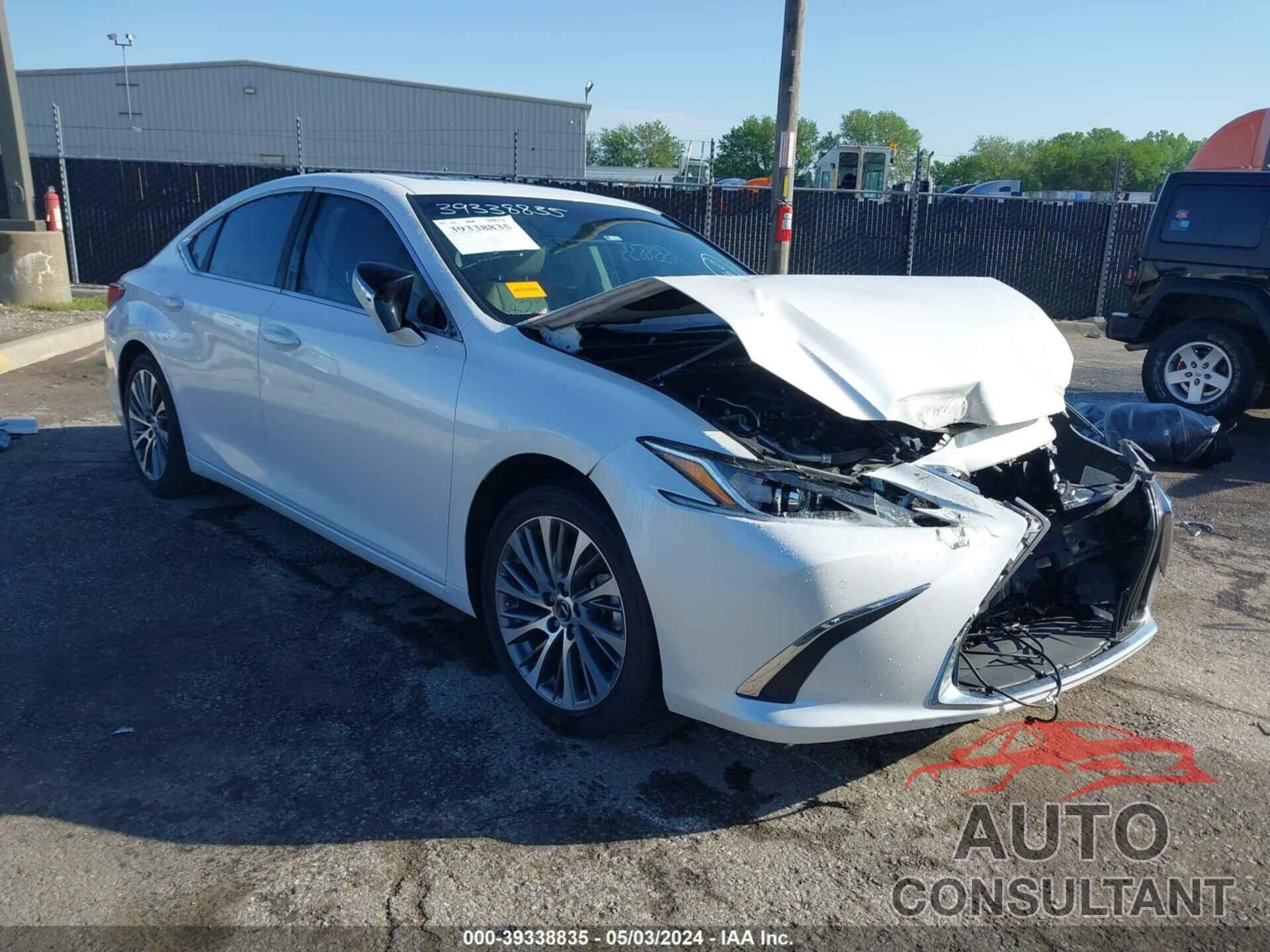 LEXUS ES 2019 - 58ABZ1B17KU041123