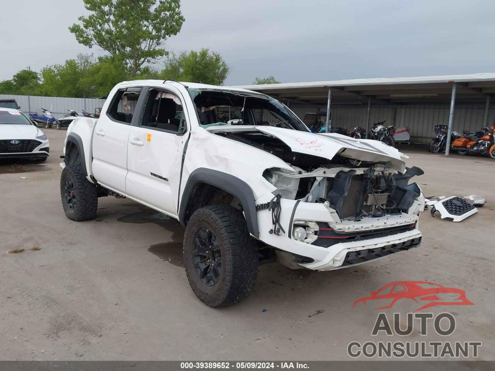 TOYOTA TACOMA 2020 - 5TFCZ5AN1LX229521