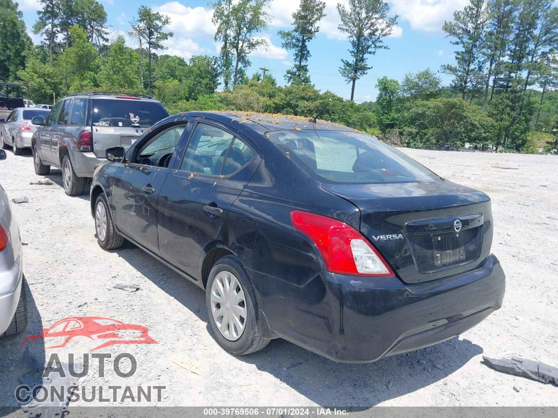 NISSAN VERSA 2019 - 3N1CN7AP3KL869512