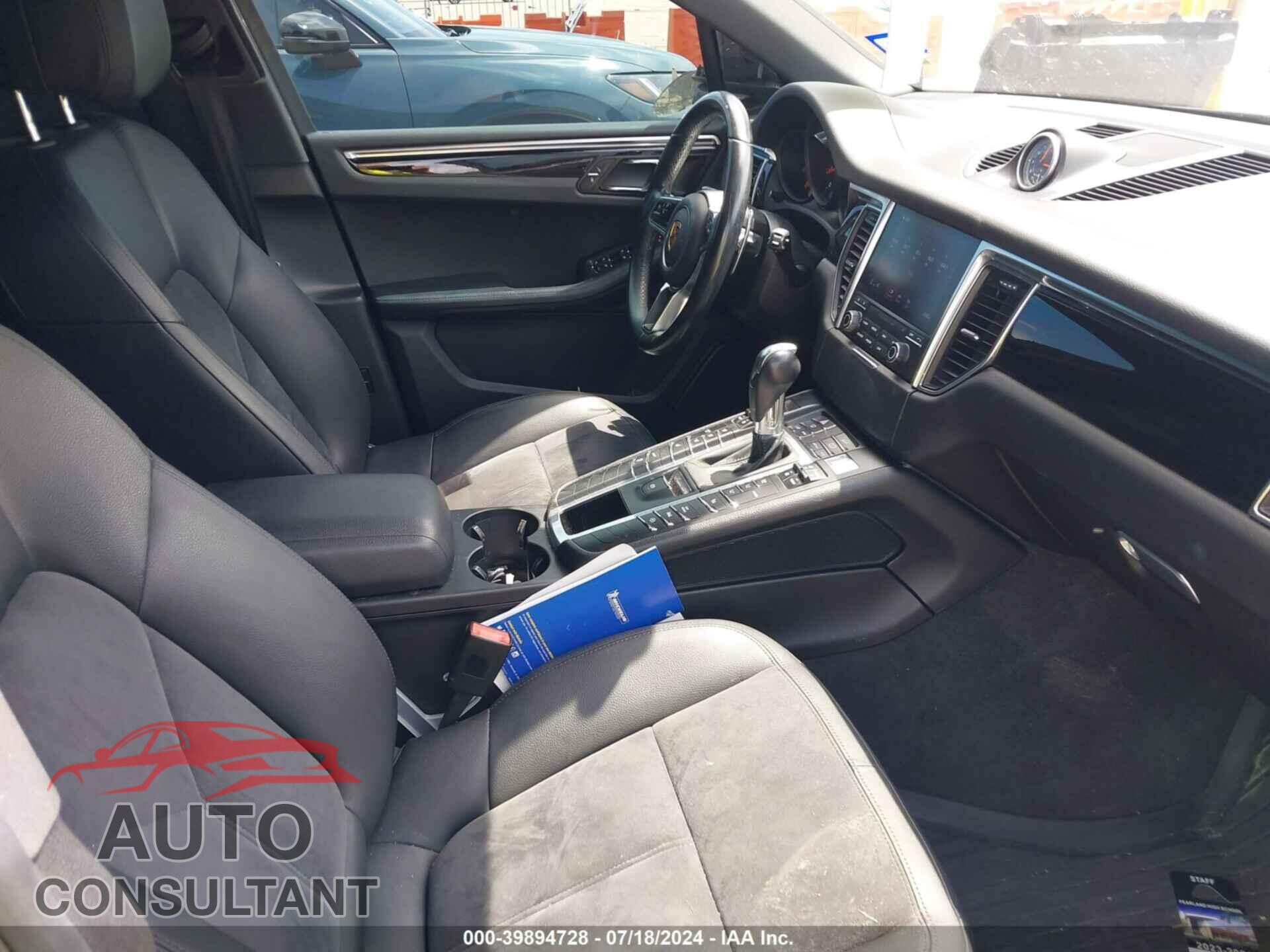 PORSCHE MACAN 2017 - WP1AA2A50HLB81391