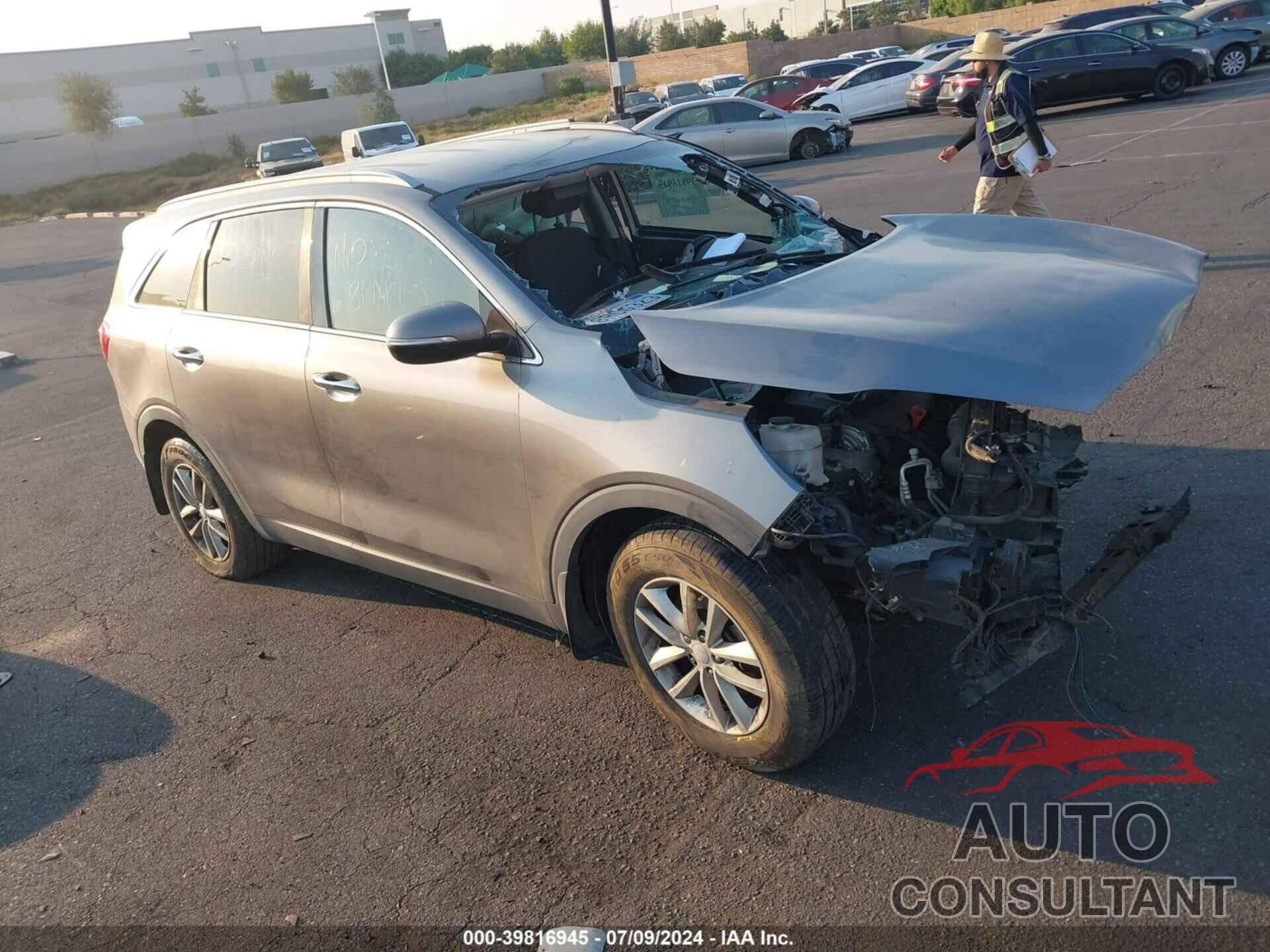 KIA SORENTO 2016 - 5XYPG4A32GG145359