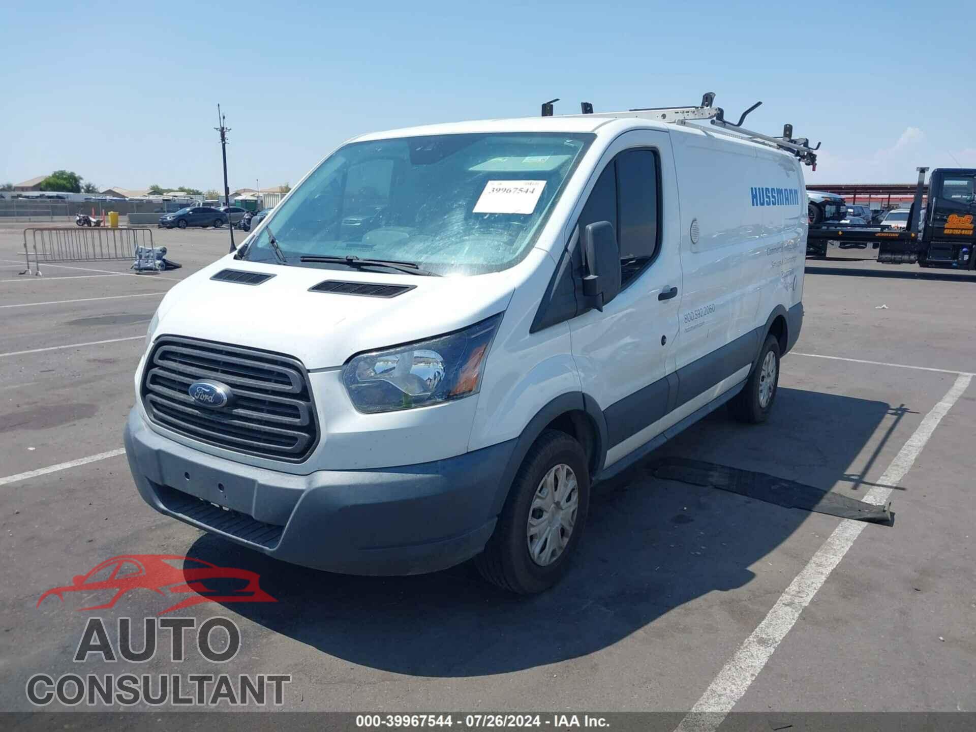 FORD TRANSIT-250 2017 - 1FTYR1YMXHKB51465