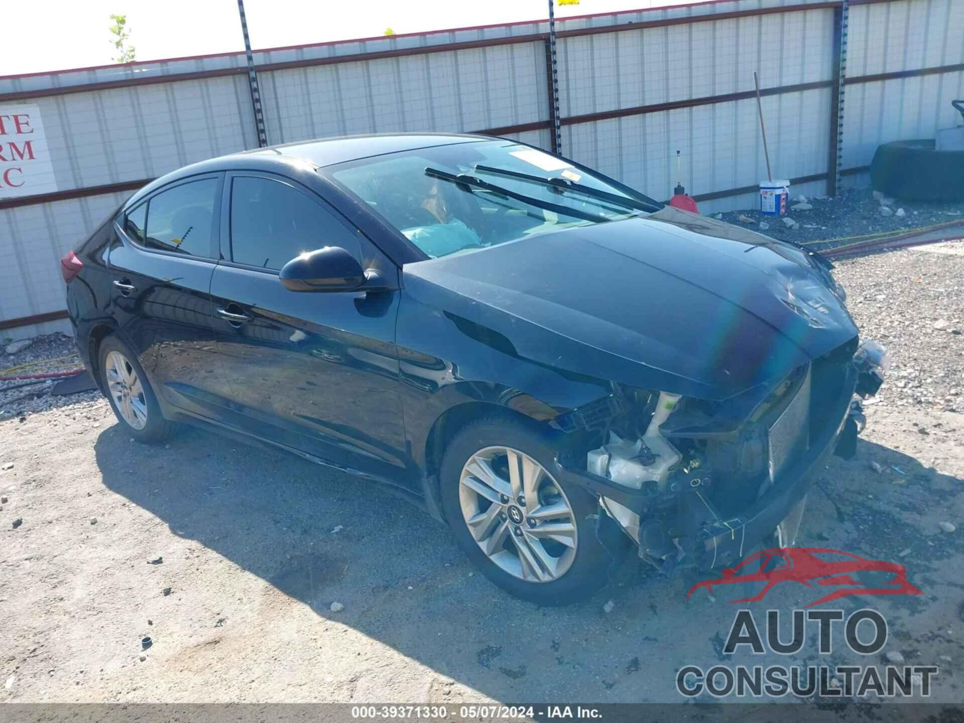 HYUNDAI ELANTRA 2020 - KMHD84LF8LU925412