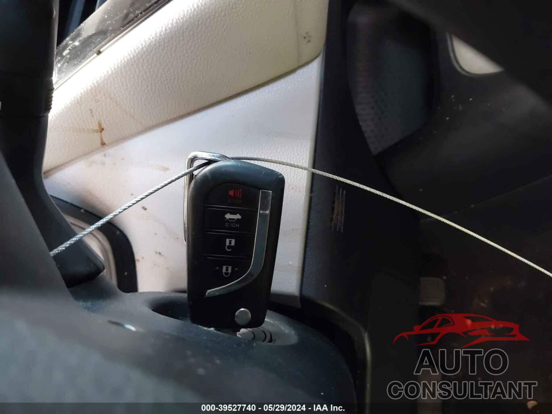 TOYOTA COROLLA 2022 - 5YFEPMAE9NP391150