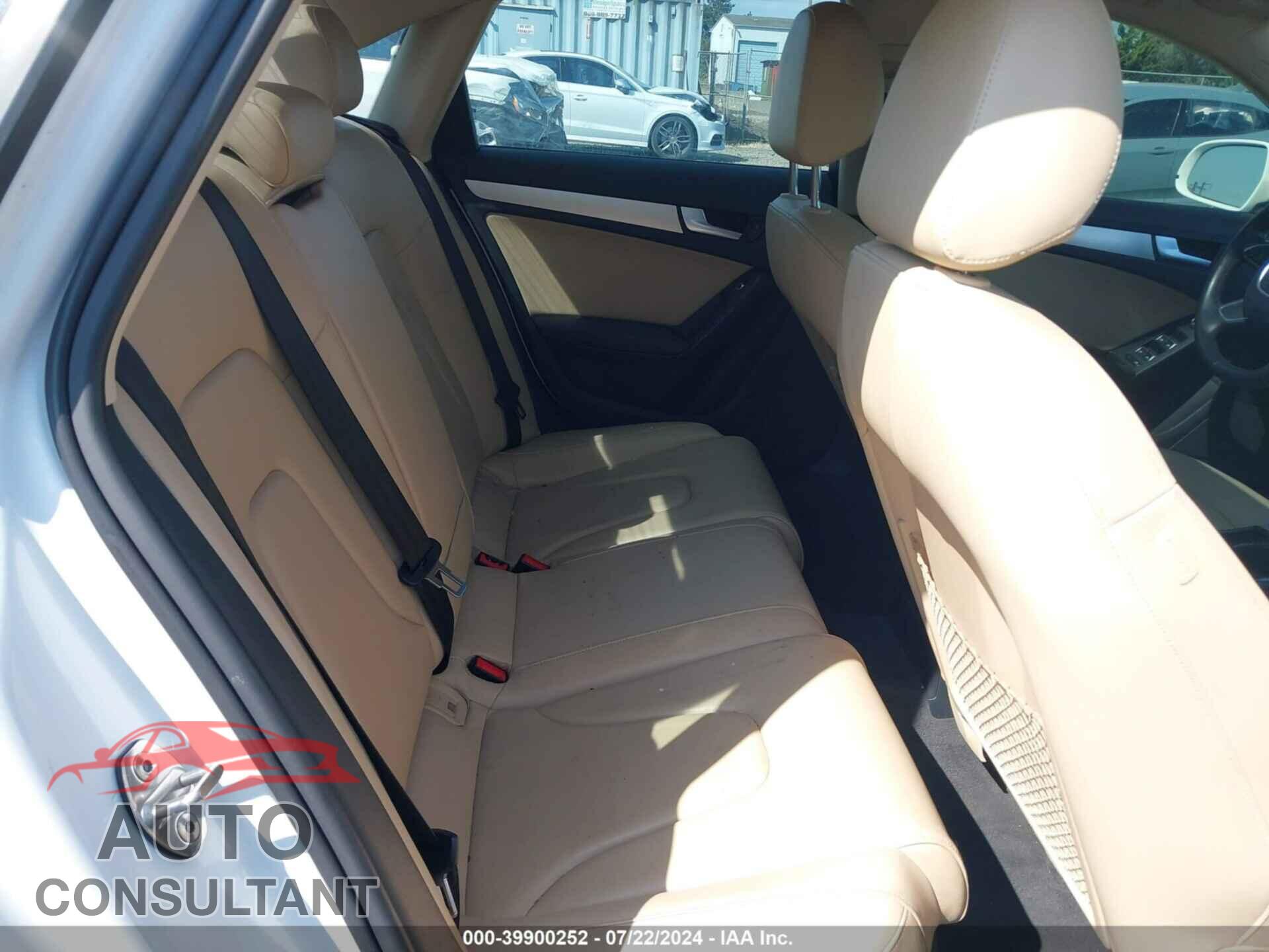 AUDI A4 2013 - WAUBFAFL0DA170502