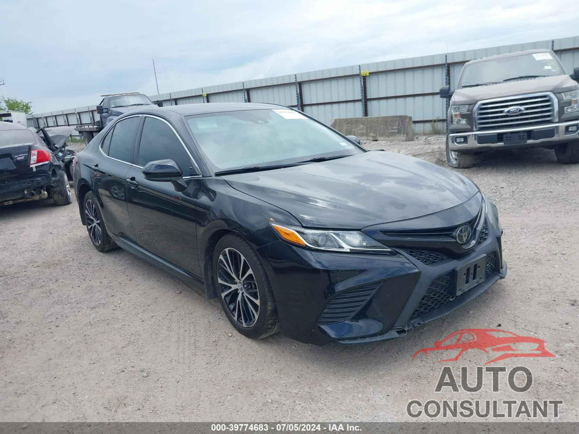 TOYOTA CAMRY 2020 - 4T1G11AK6LU861239
