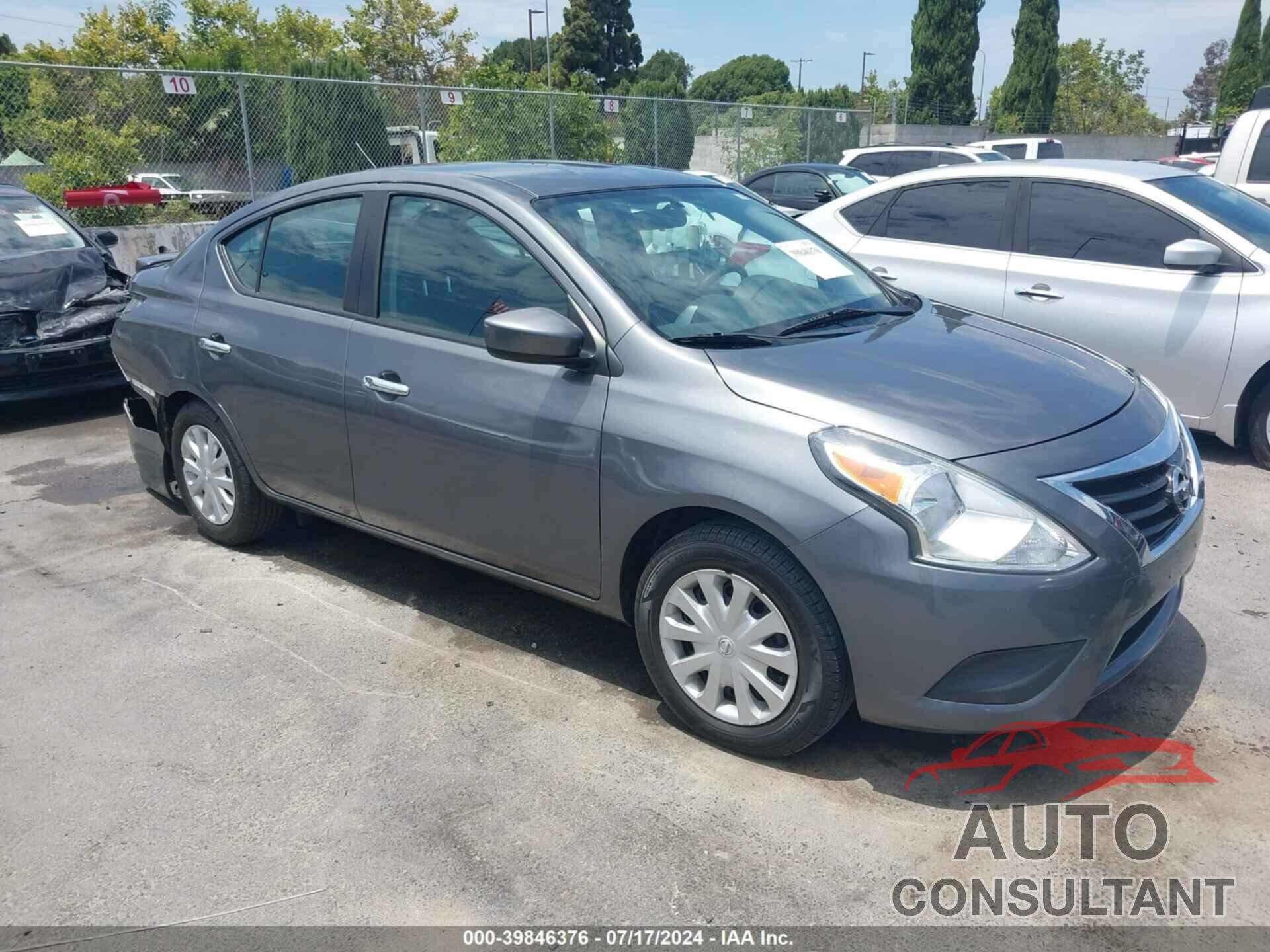 NISSAN VERSA 2019 - 3N1CN7AP1KL850408