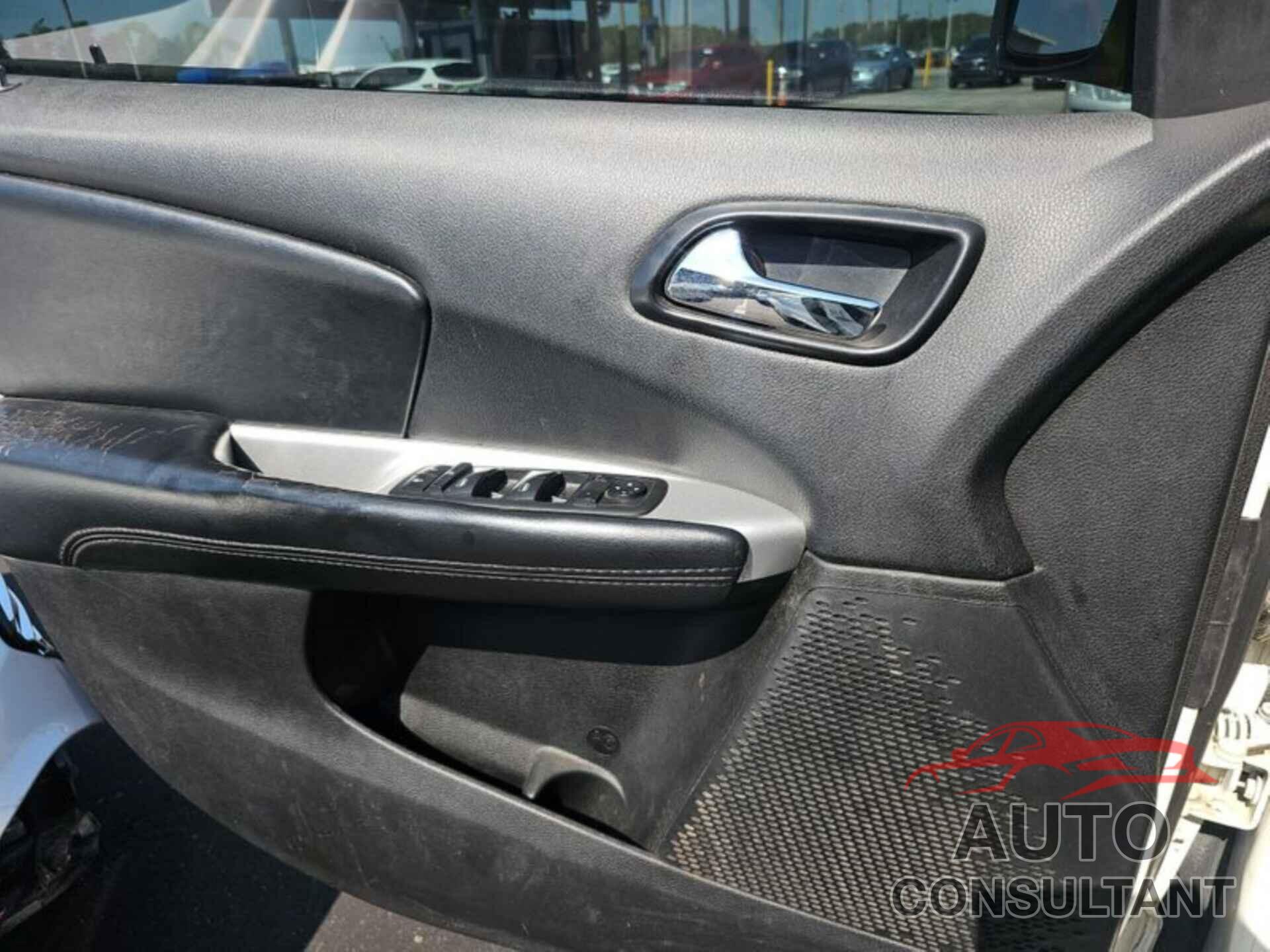 DODGE JOURNEY 2018 - 3C4PDCABXJT324792