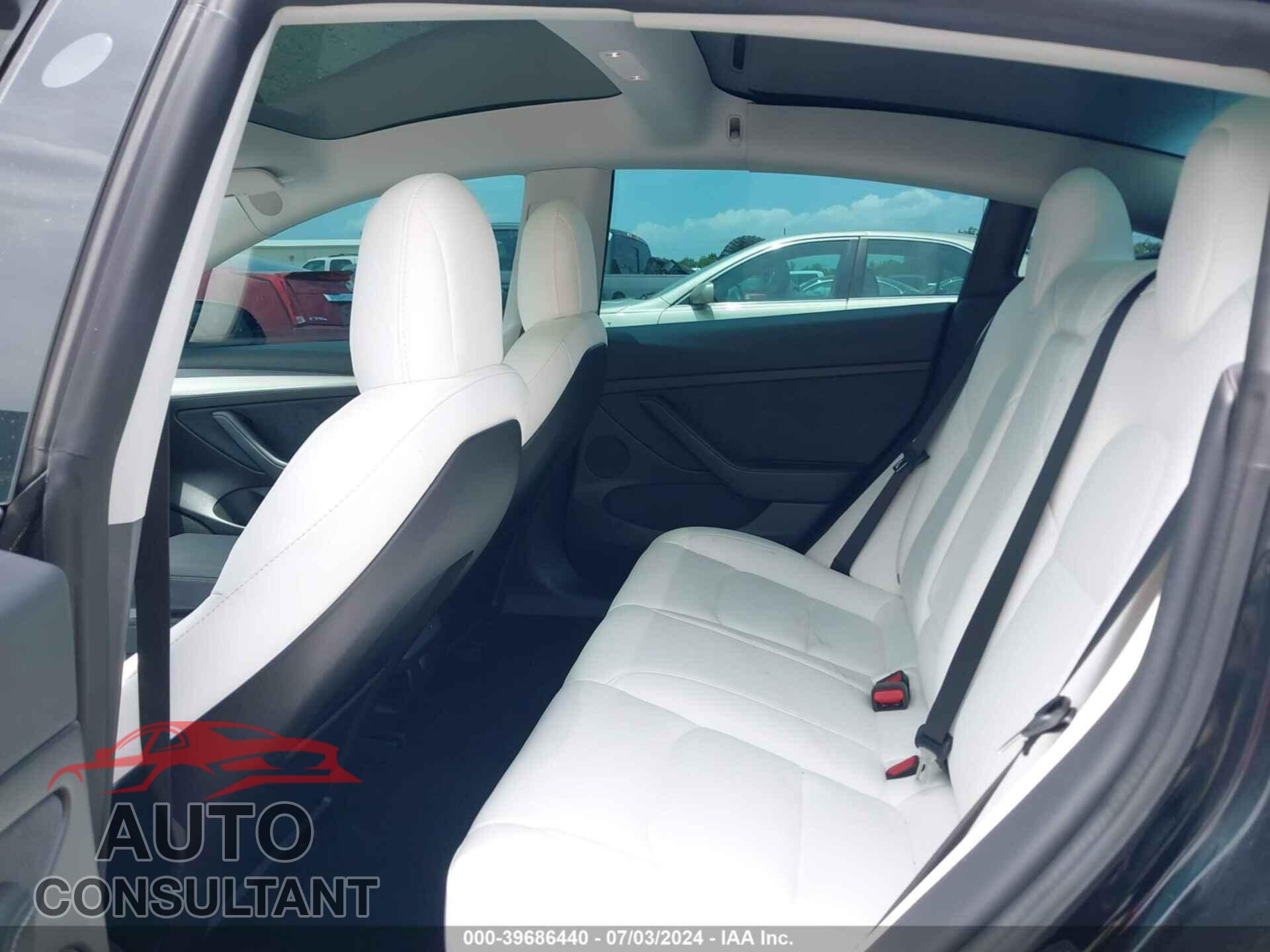 TESLA MODEL 3 2022 - 5YJ3E1EC2NF119393