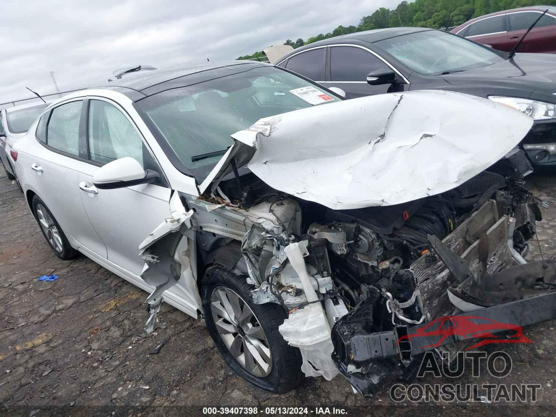 KIA OPTIMA 2018 - 5XXGT4L33JG237813