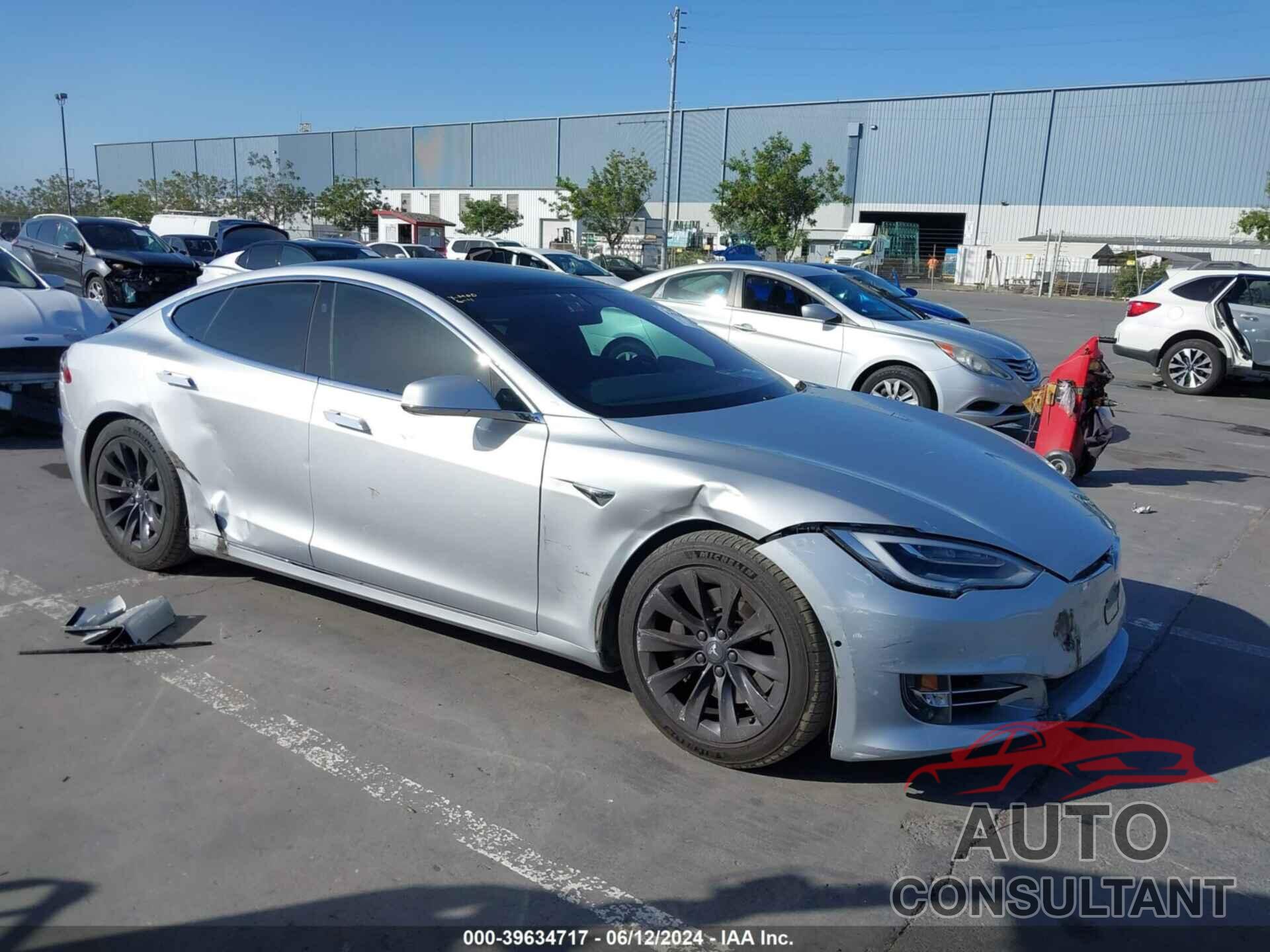 TESLA MODEL S 2018 - 5YJSA1E24JF281941