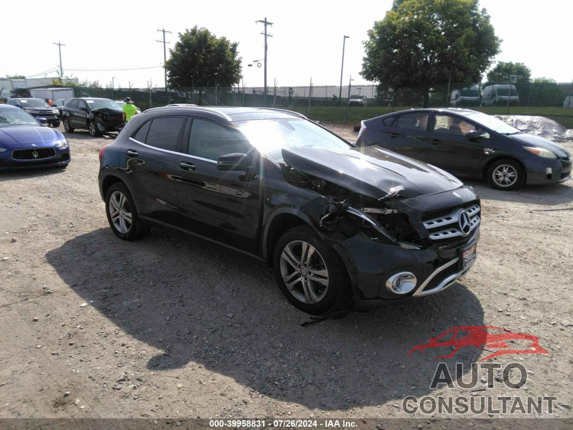 MERCEDES-BENZ GLA 250 2018 - WDCTG4GB6JJ369653