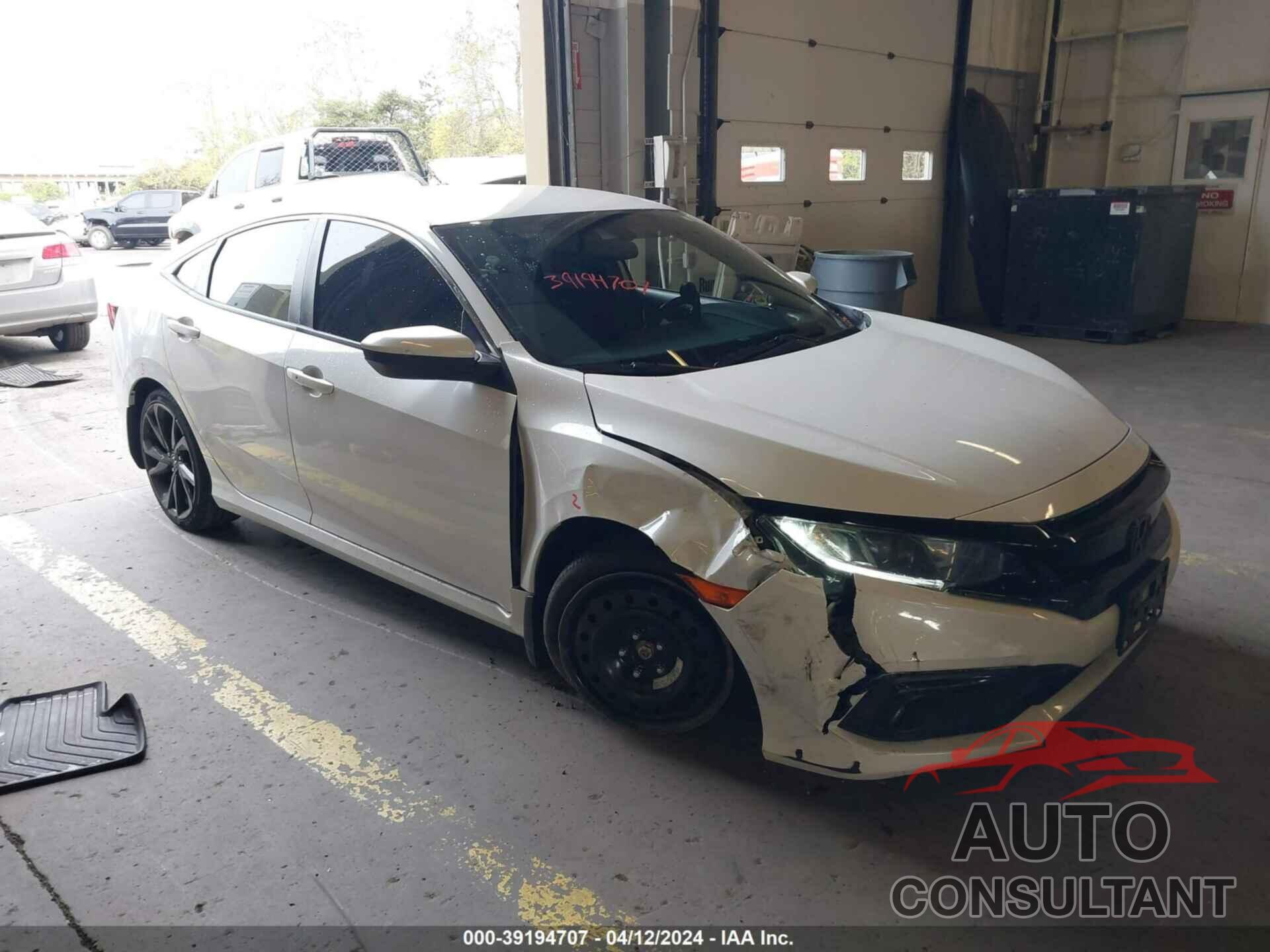 HONDA CIVIC 2019 - 2HGFC2E84KH500562