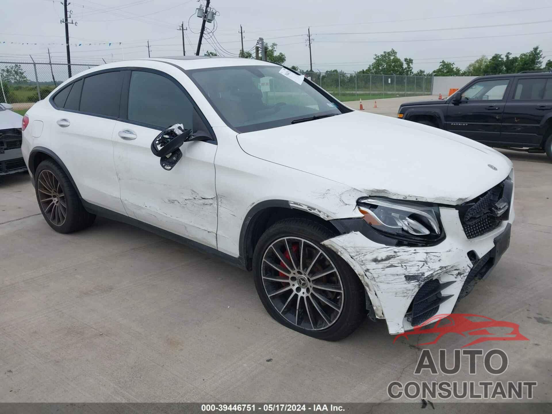 MERCEDES-BENZ GLC 300 COUPE 2019 - WDC0J4KB8KF535557