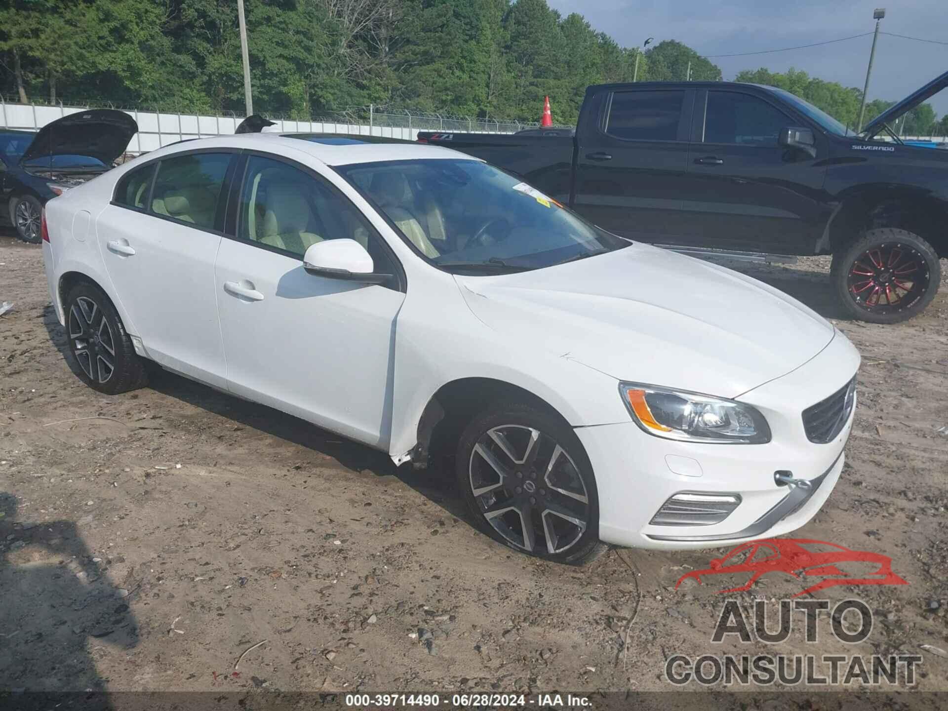 VOLVO S60 2017 - YV126MFL0H2420626