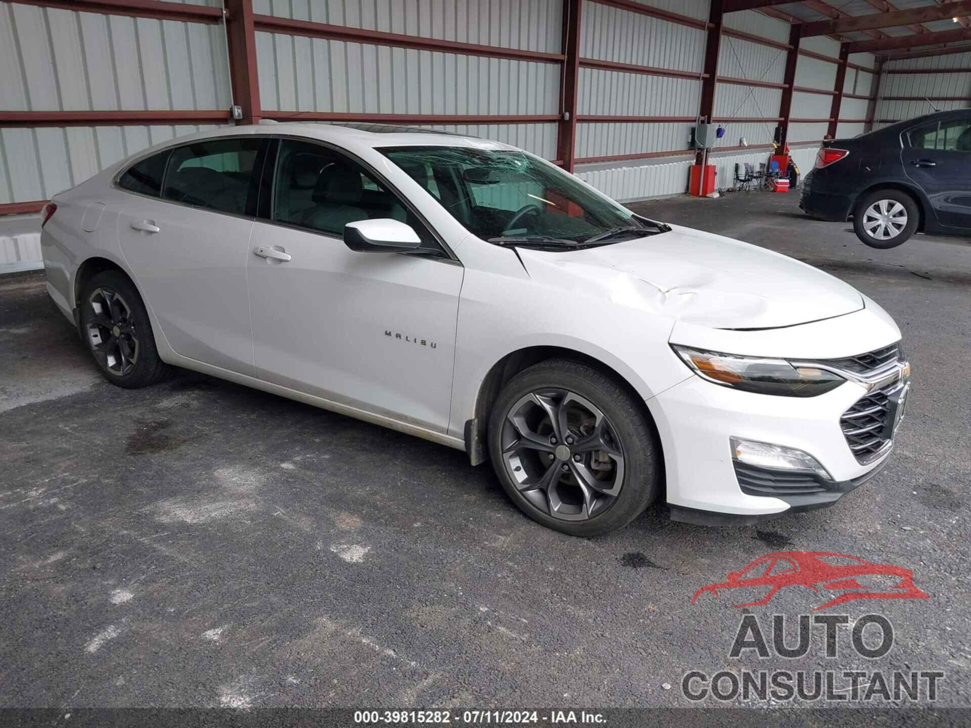 CHEVROLET MALIBU 2022 - 1G1ZD5ST1NF103022