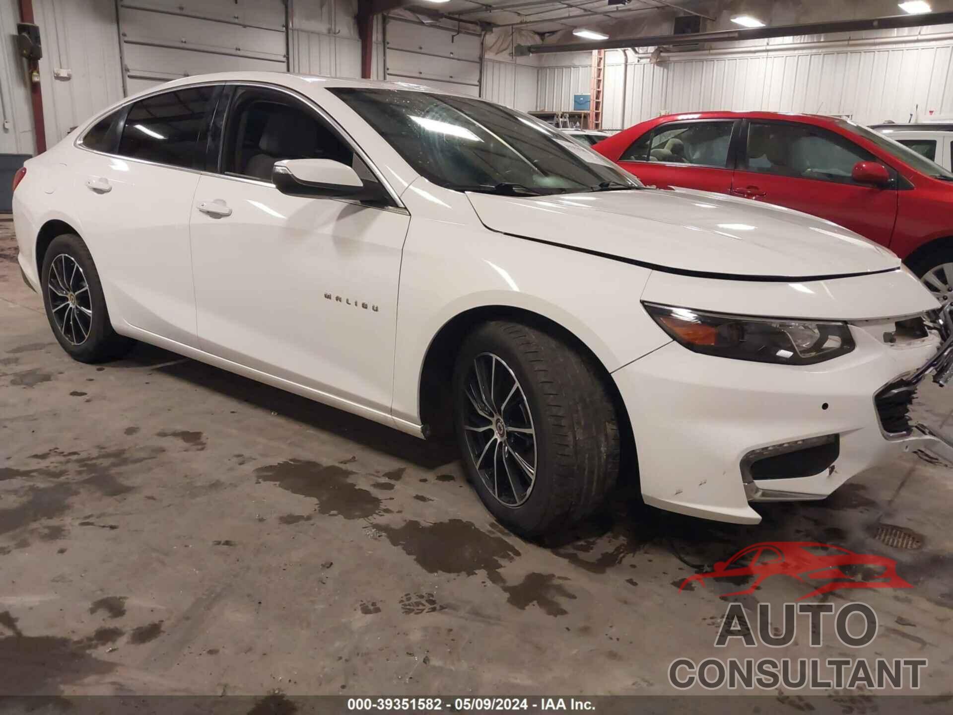CHEVROLET MALIBU 2018 - 1G1ZD5ST2JF222563