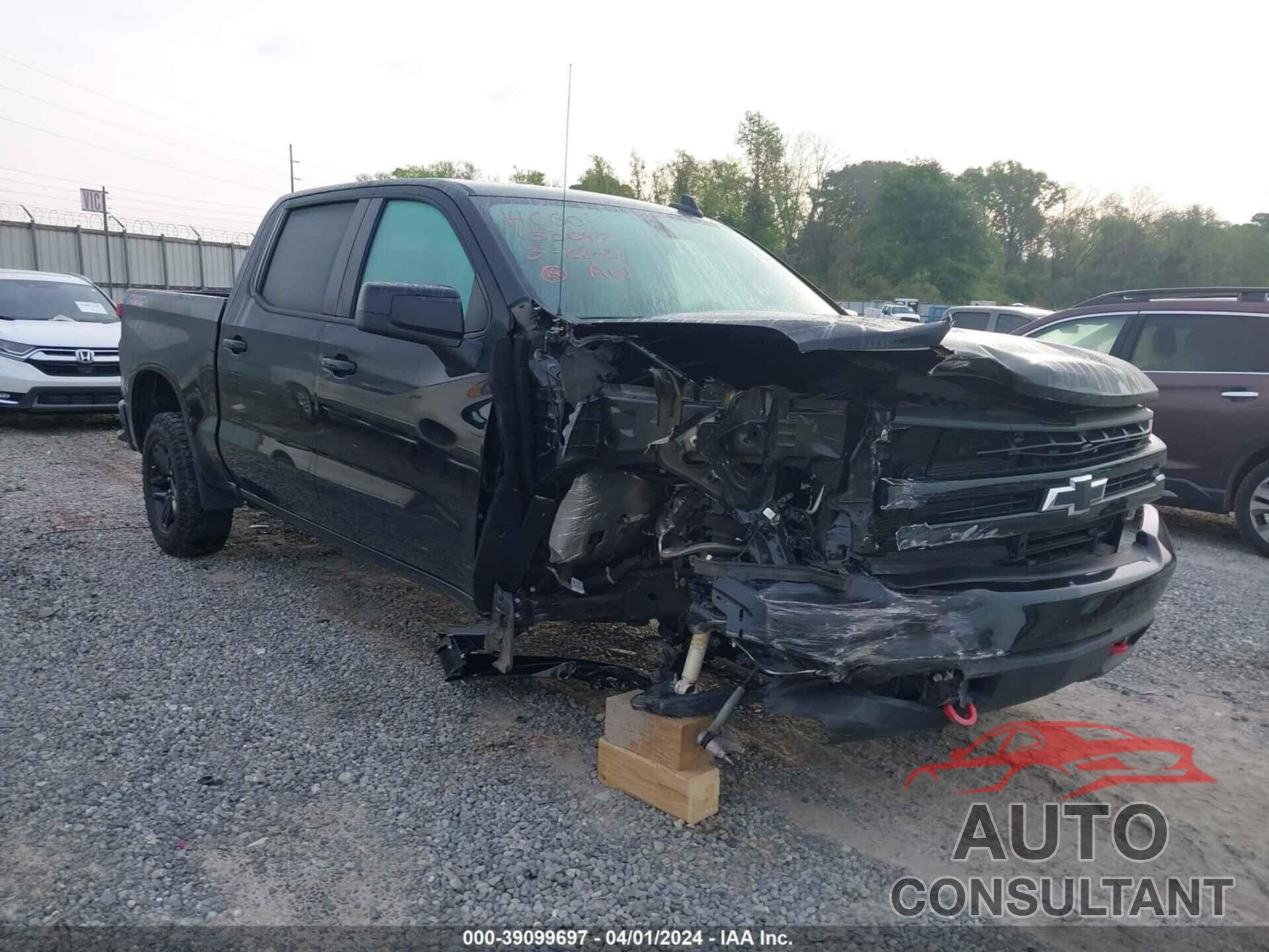 CHEVROLET SILVERADO 1500 2021 - 1GCPYFED1MZ448433