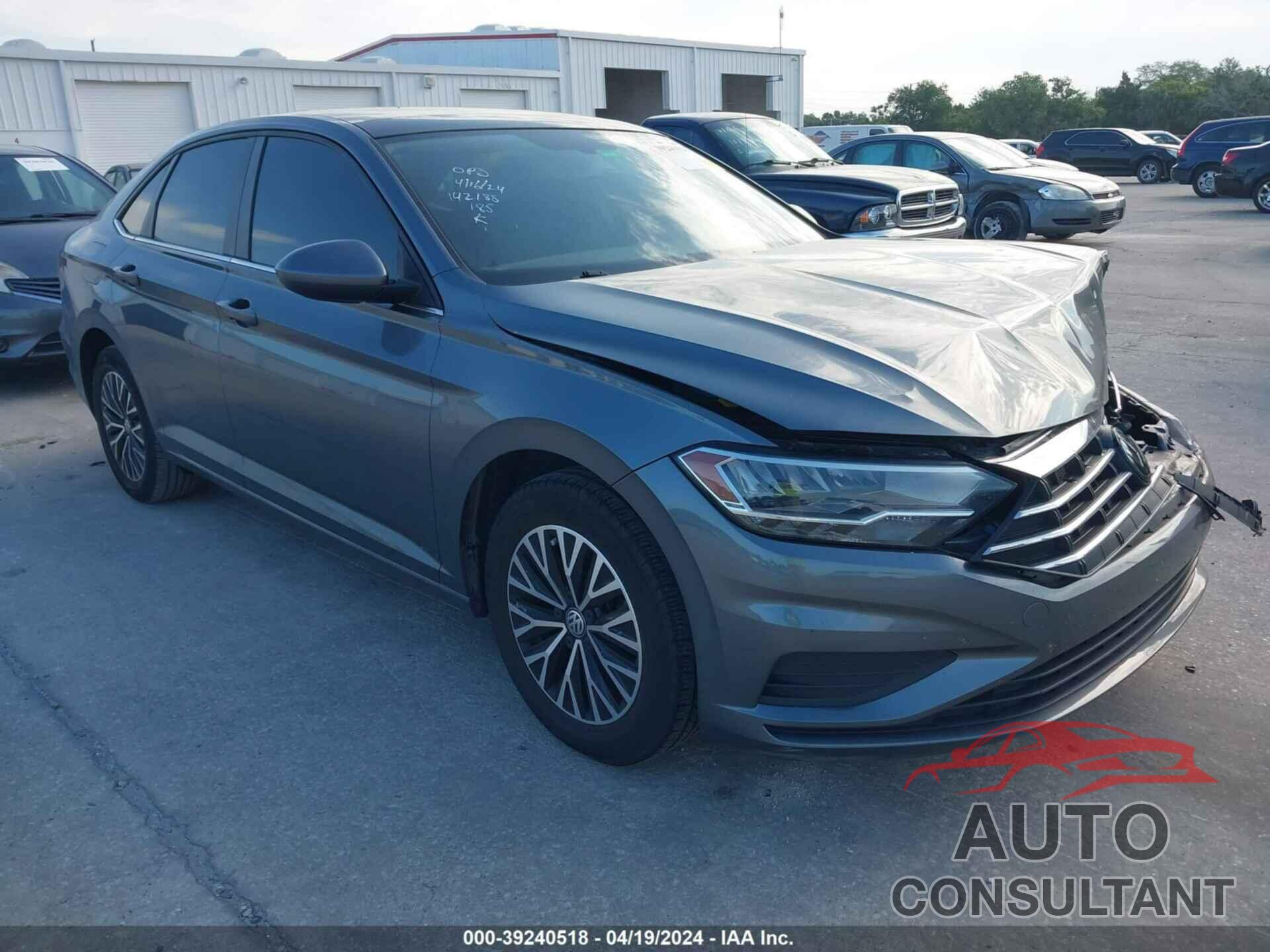 VOLKSWAGEN JETTA 2019 - 3VWC57BUXKM048240