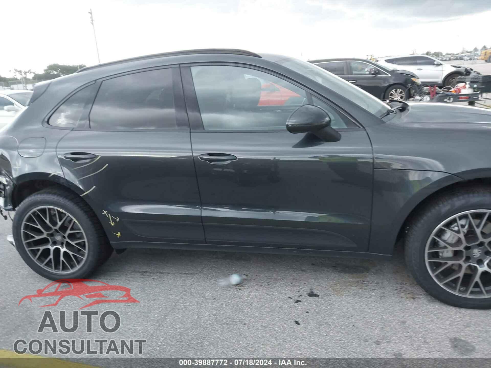 PORSCHE MACAN 2017 - WP1AB2A52HLB17883