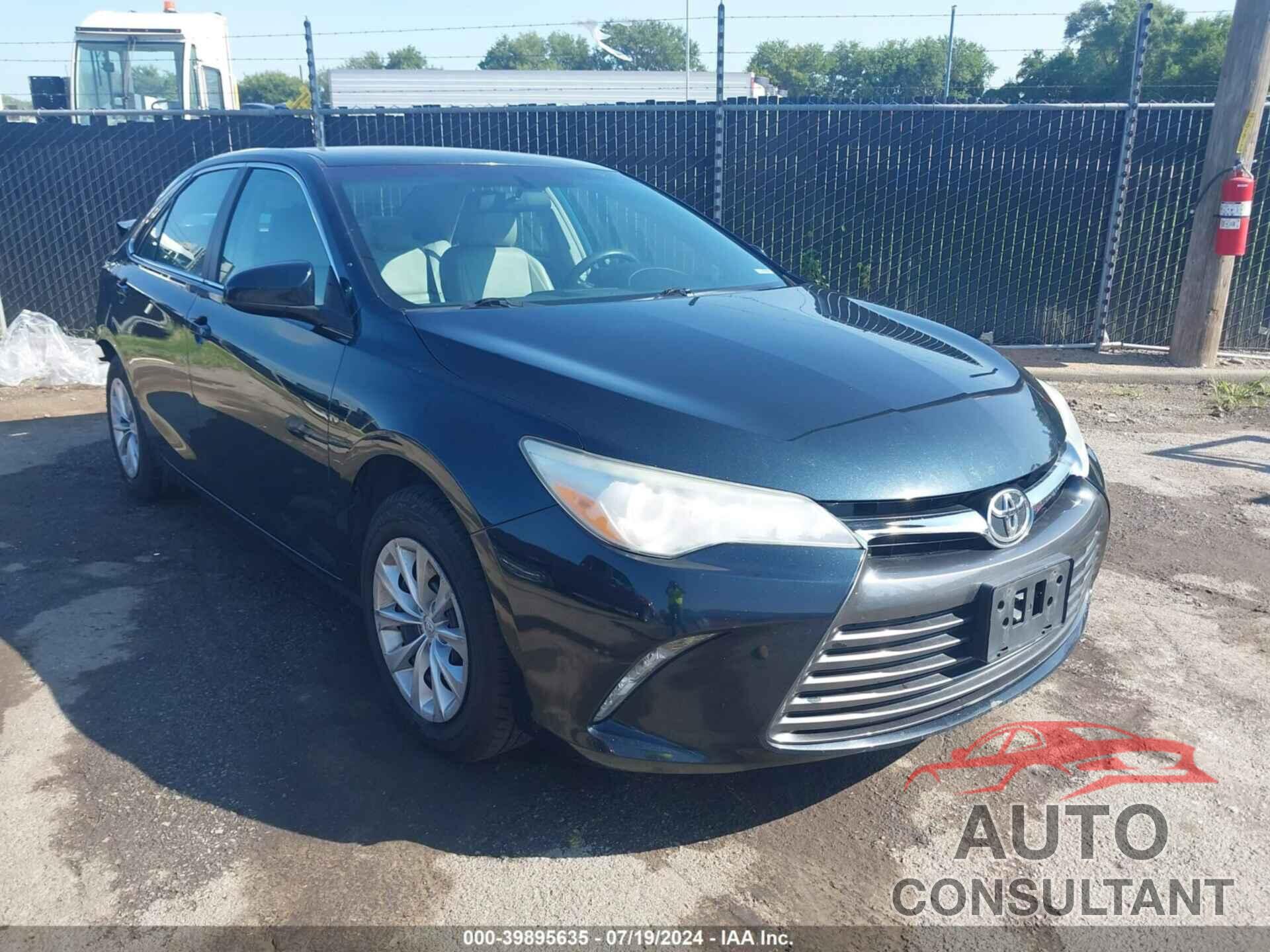 TOYOTA CAMRY 2015 - 4T4BF1FK4FR473103