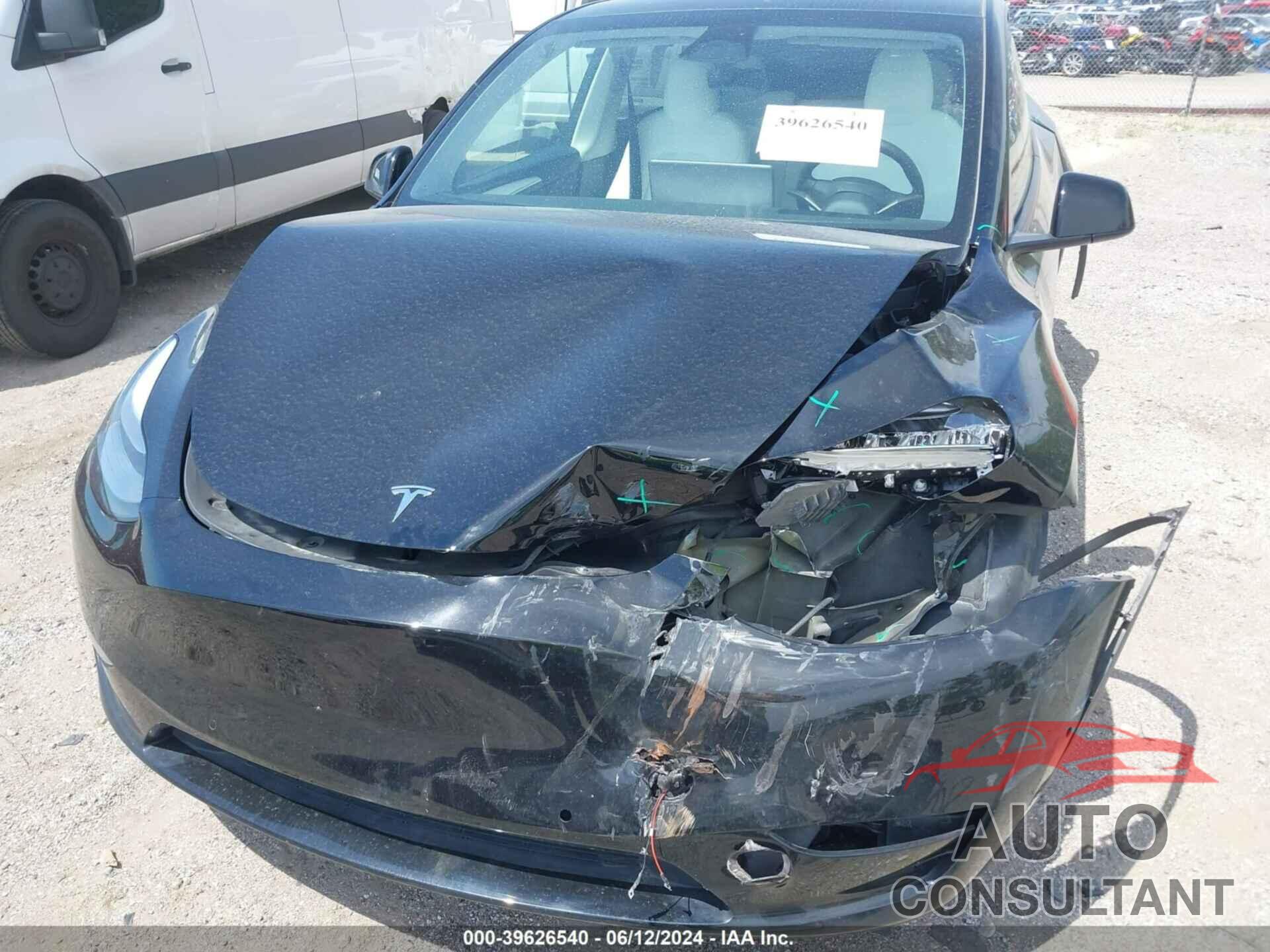 TESLA MODEL Y 2022 - 7SAYGAEE0NF575669