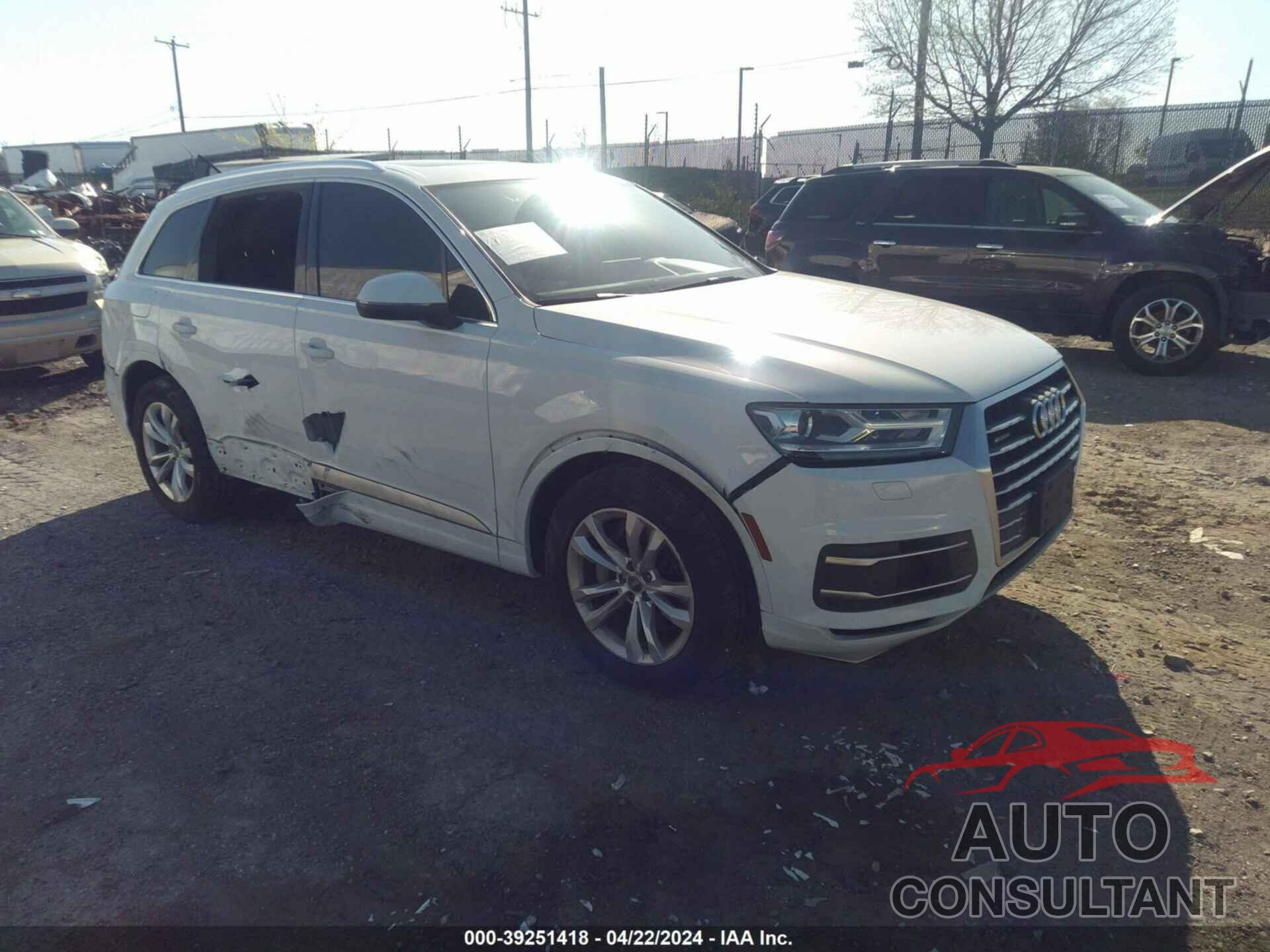 AUDI Q7 2017 - WA1LAAF73HD026529