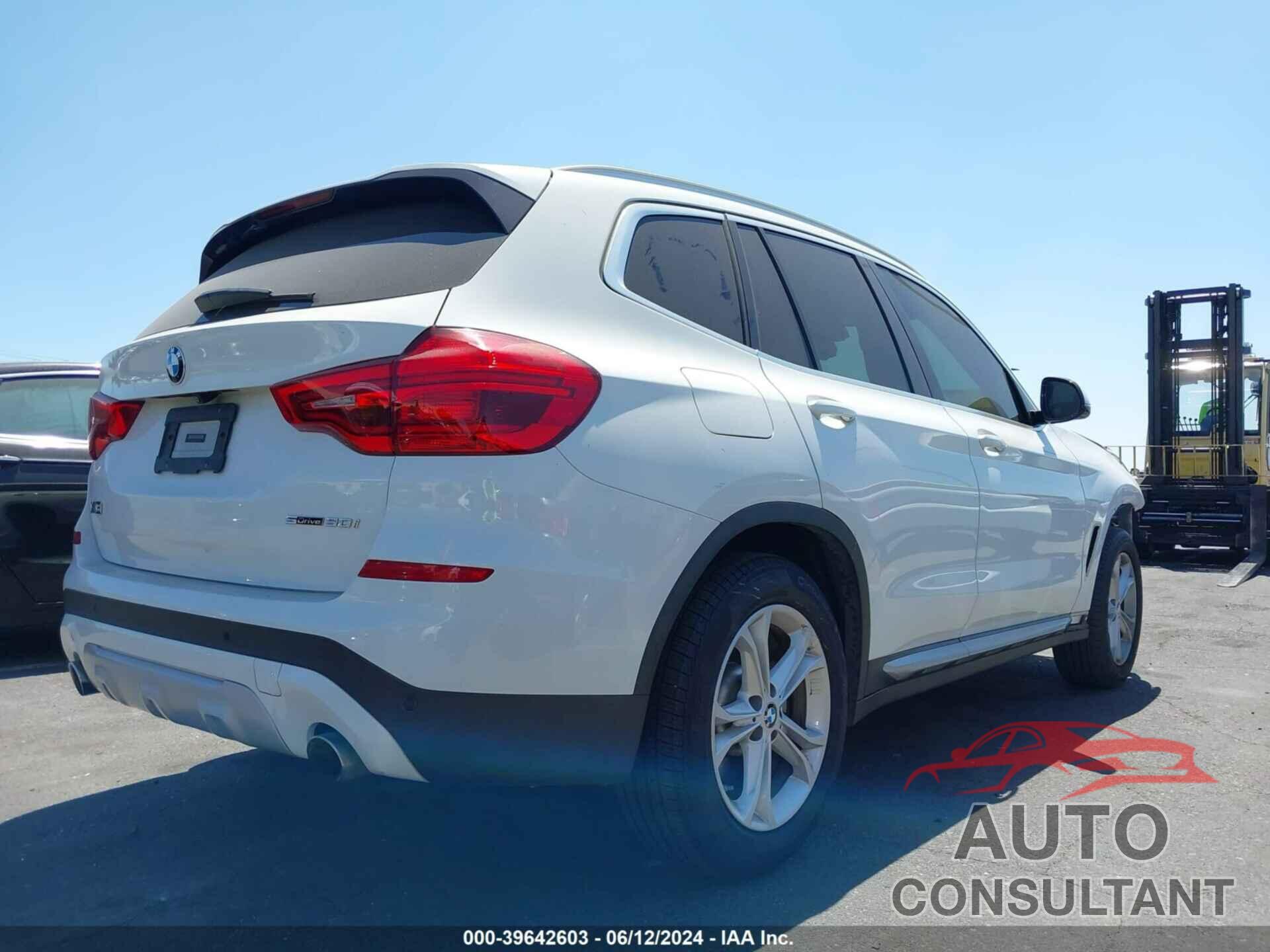 BMW X3 2019 - 5UXTR7C52KLF27320