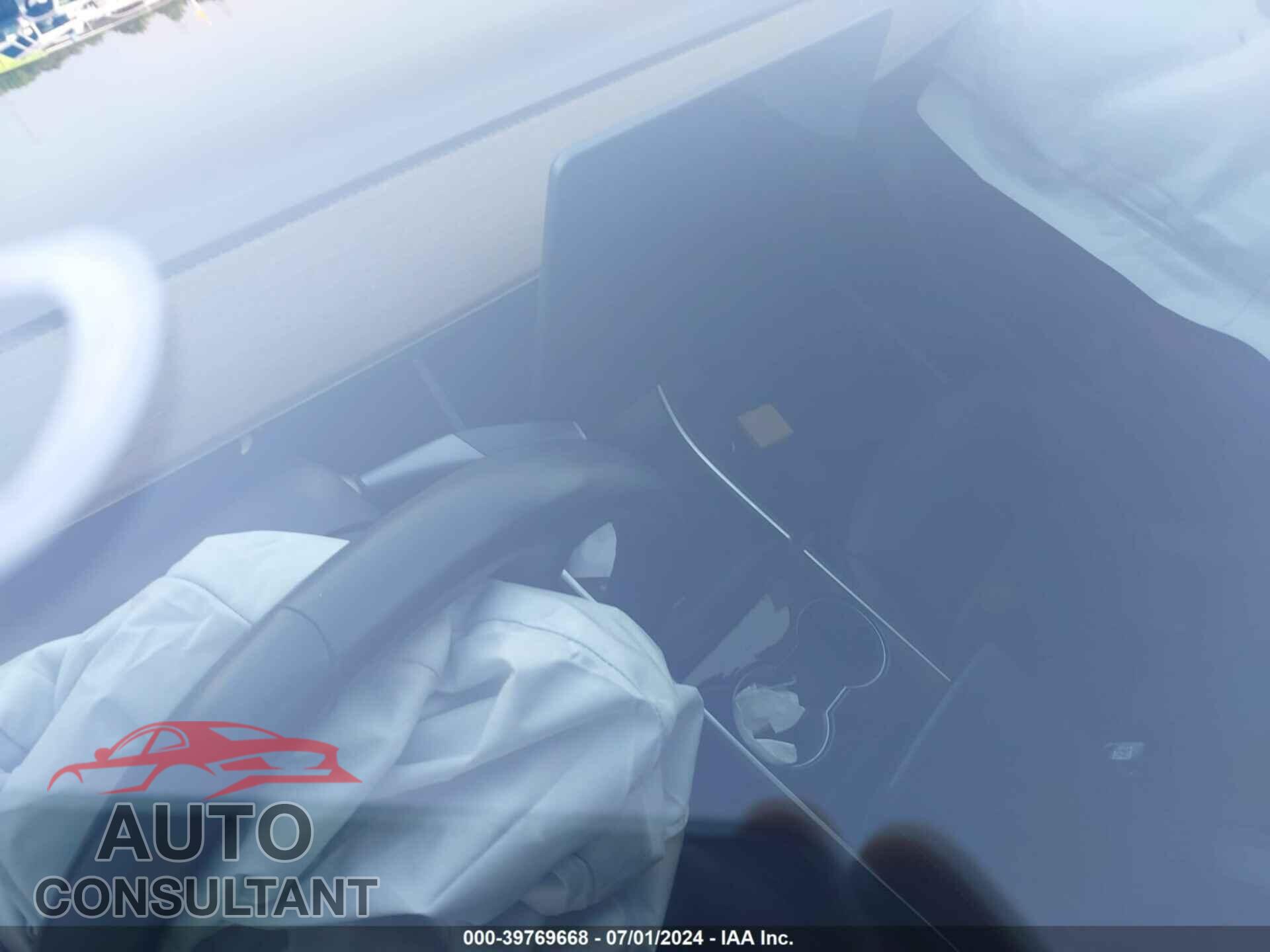 TESLA MODEL 3 2018 - 5YJ3E1EA8JF063453