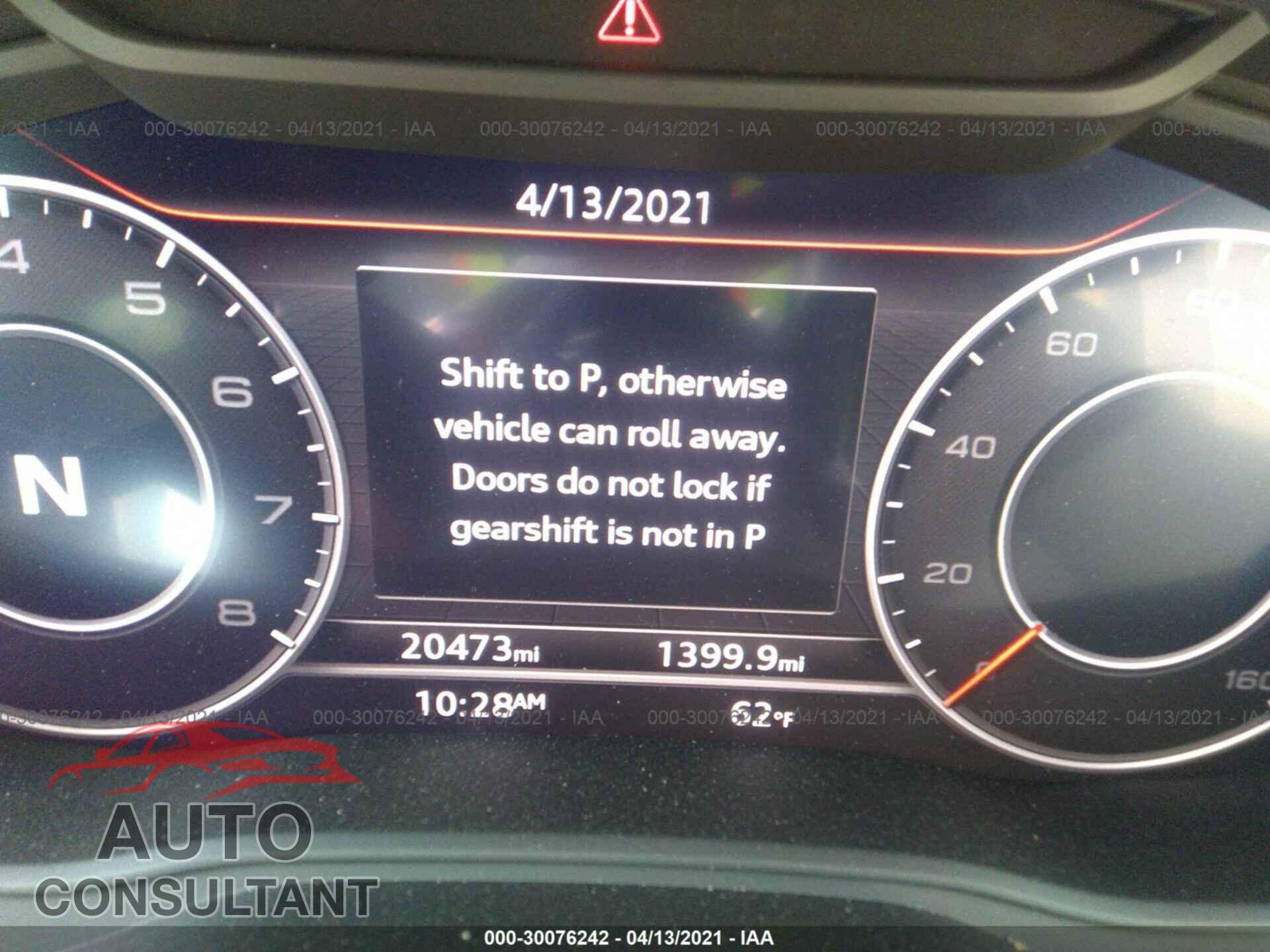 AUDI A4 2019 - WAUHMAF47KA033692