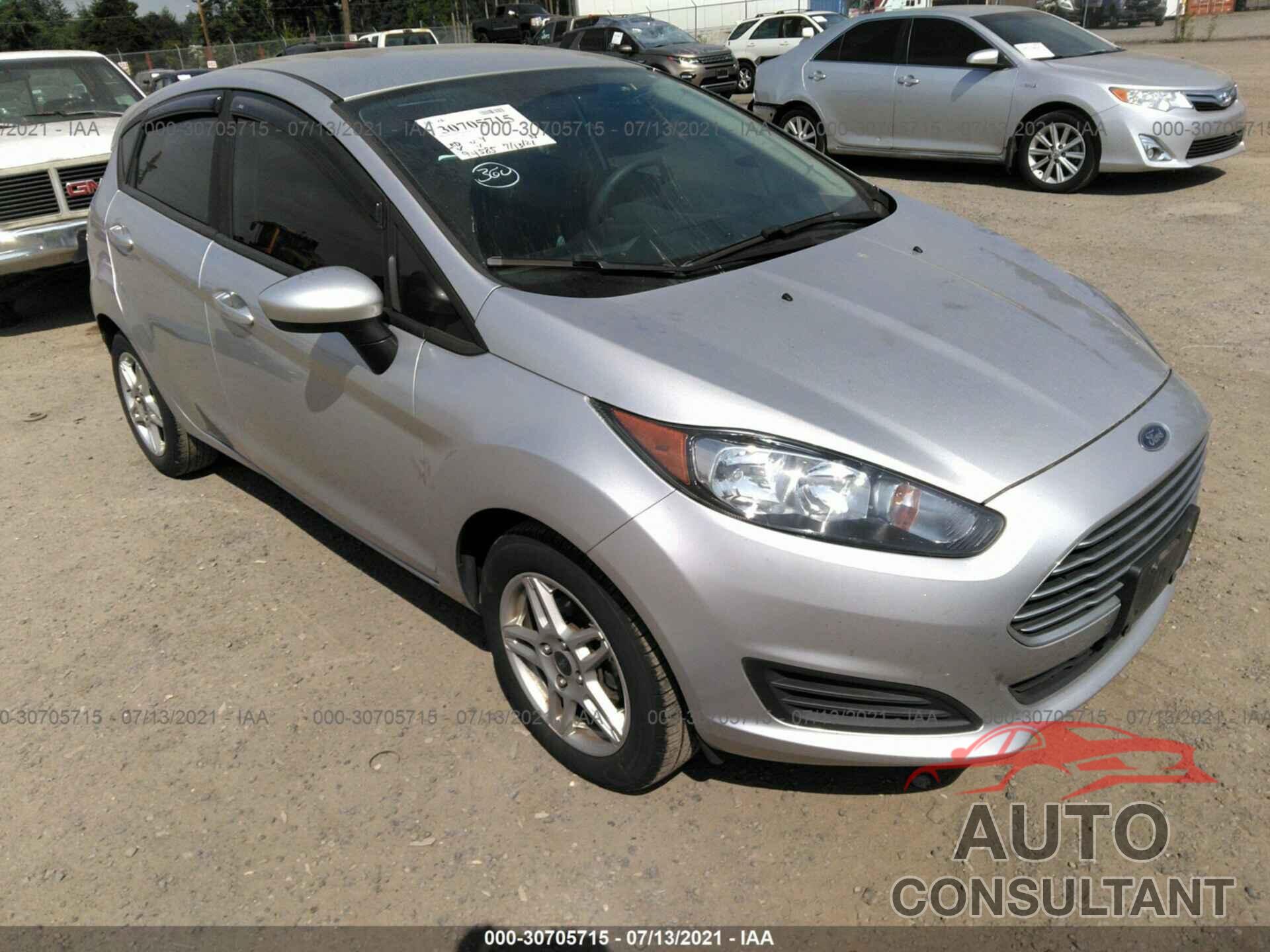 FORD FIESTA 2018 - 3FADP4EJ8JM101071