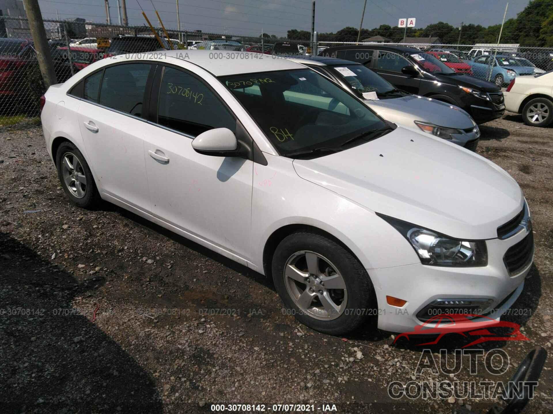 CHEVROLET CRUZE 2015 - 1G1PC5SB3F7172825