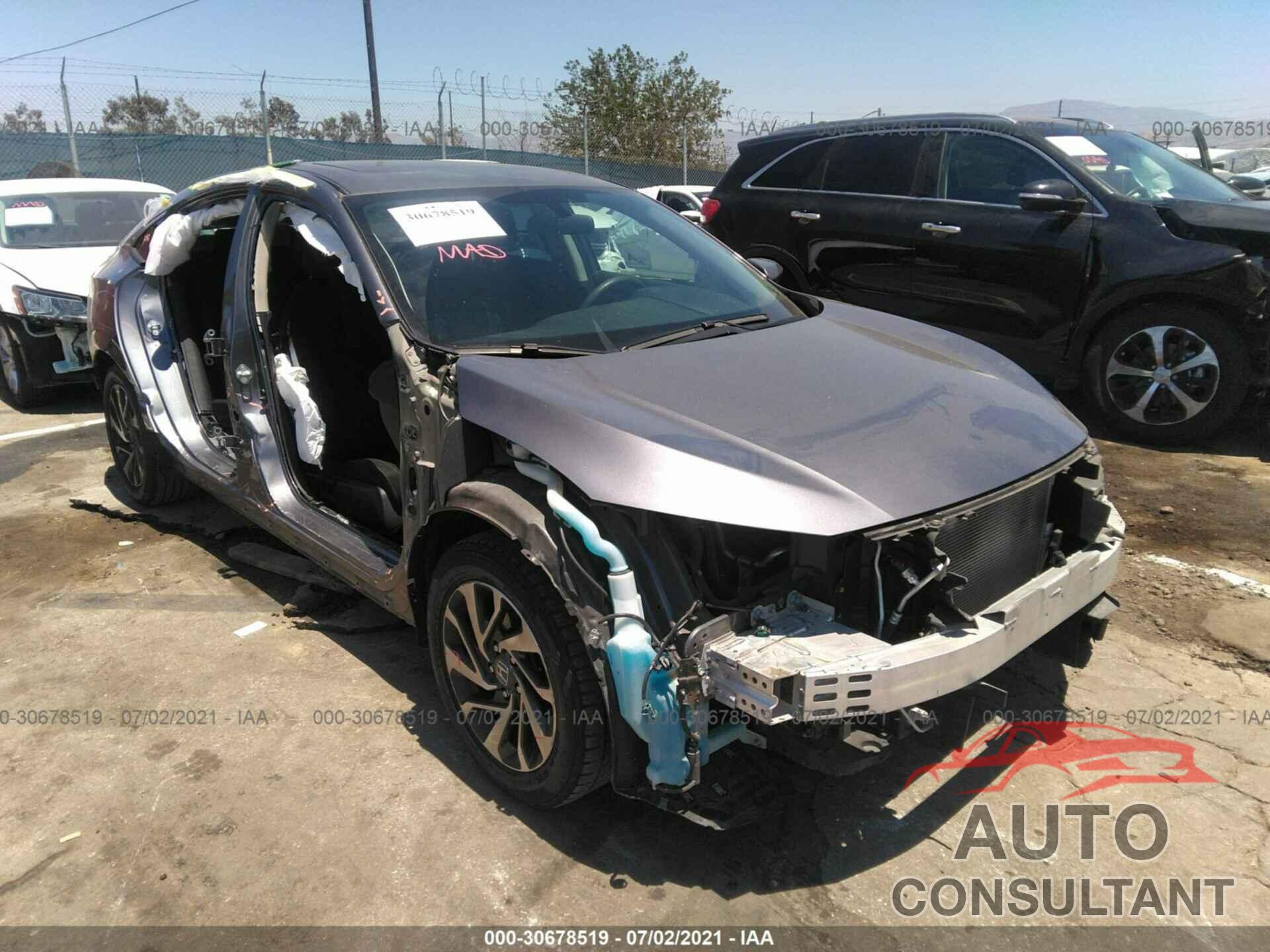 HONDA CIVIC SEDAN 2018 - 2HGFC2F76JH602482