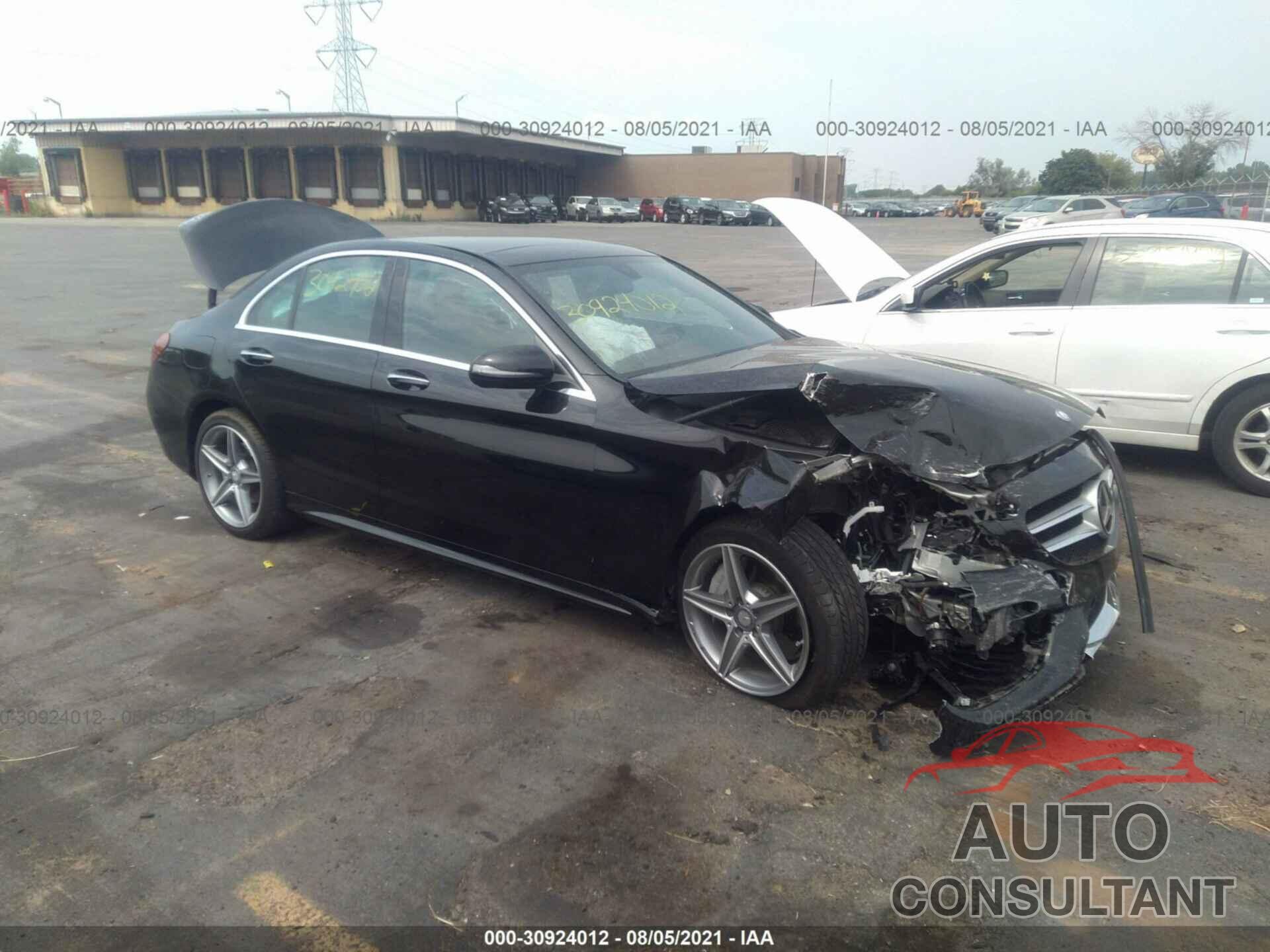 MERCEDES-BENZ C-CLASS 2017 - 55SWF4KB0HU183667