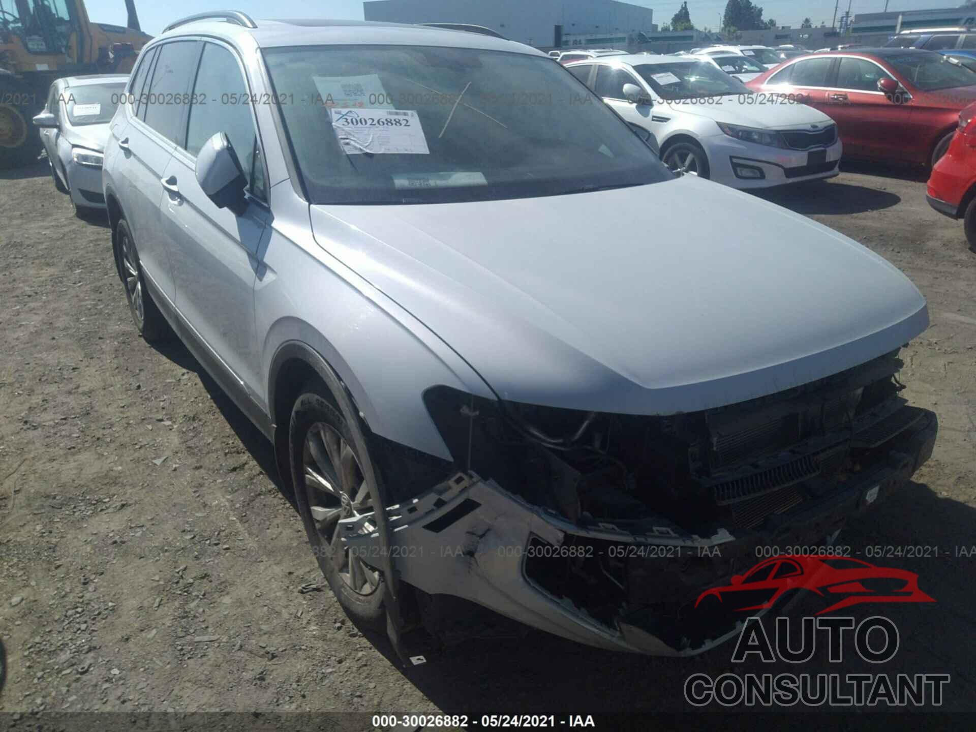 VOLKSWAGEN TIGUAN 2018 - 3VV3B7AX1JM094031