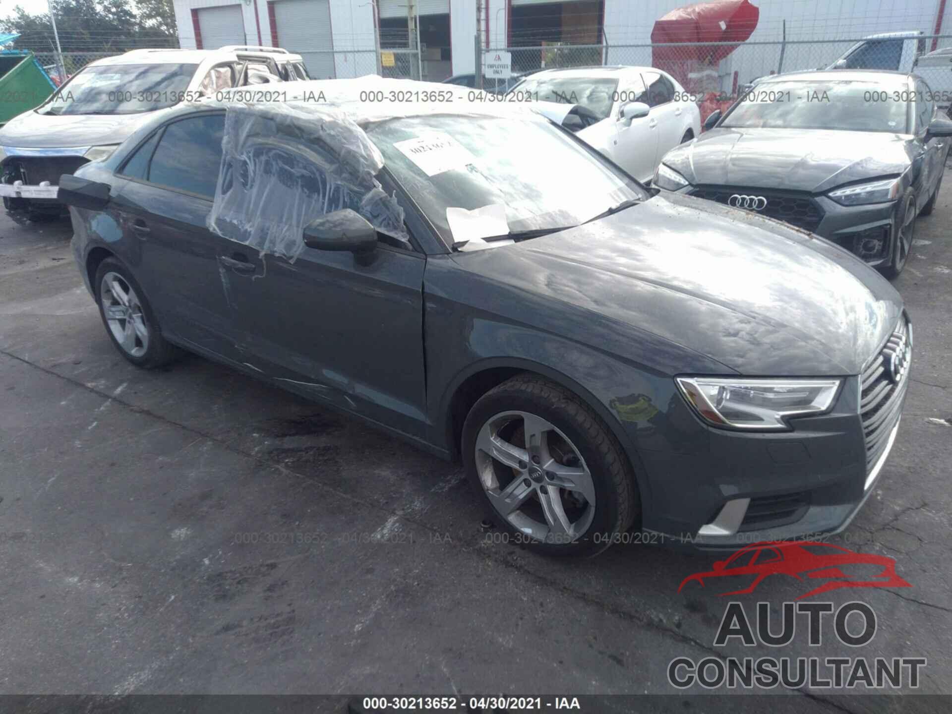 AUDI A3 SEDAN 2018 - WAUAUGFF5J1030729