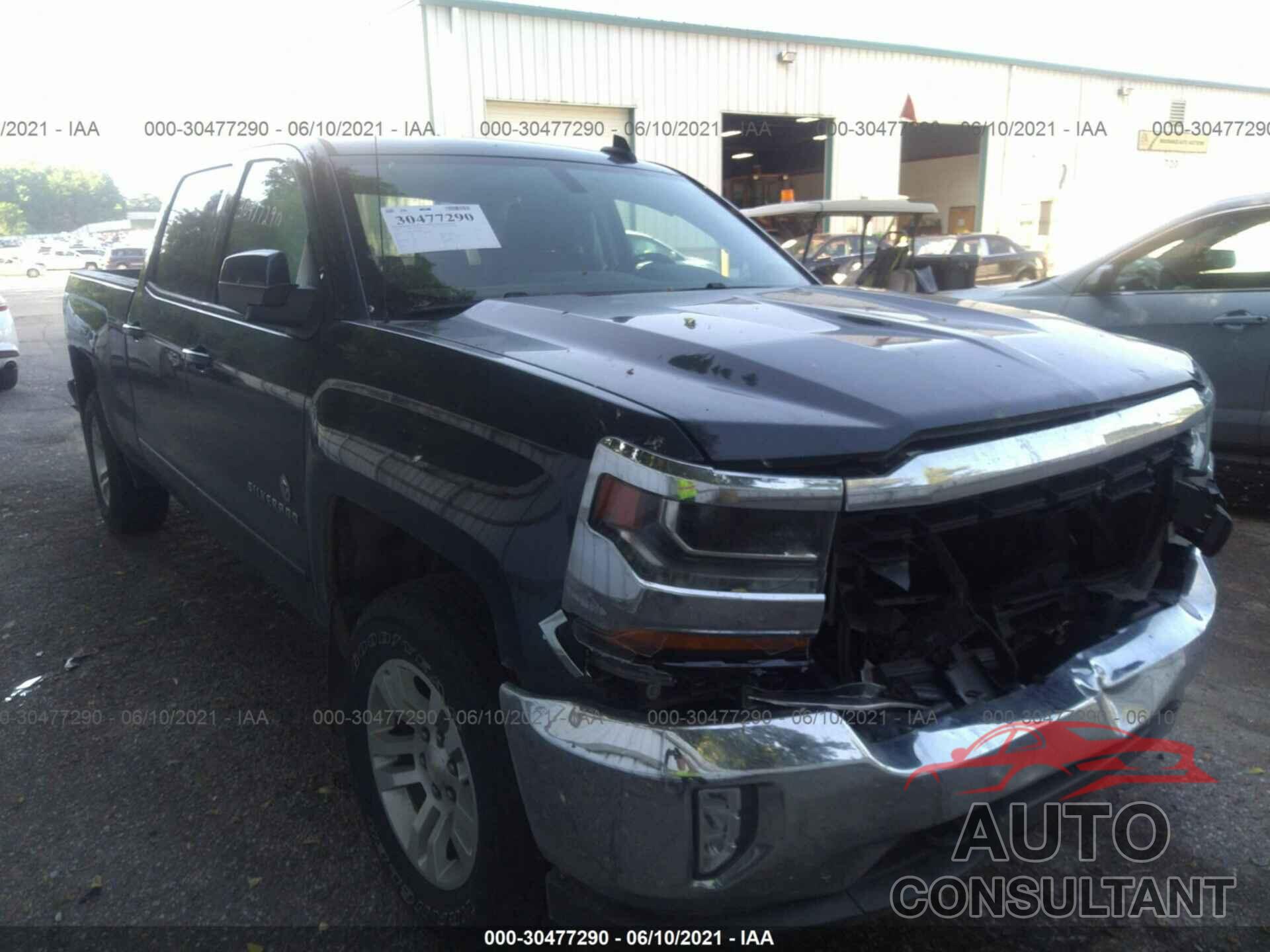 CHEVROLET SILVERADO 1500 2018 - 1GCUKREC0JF138350