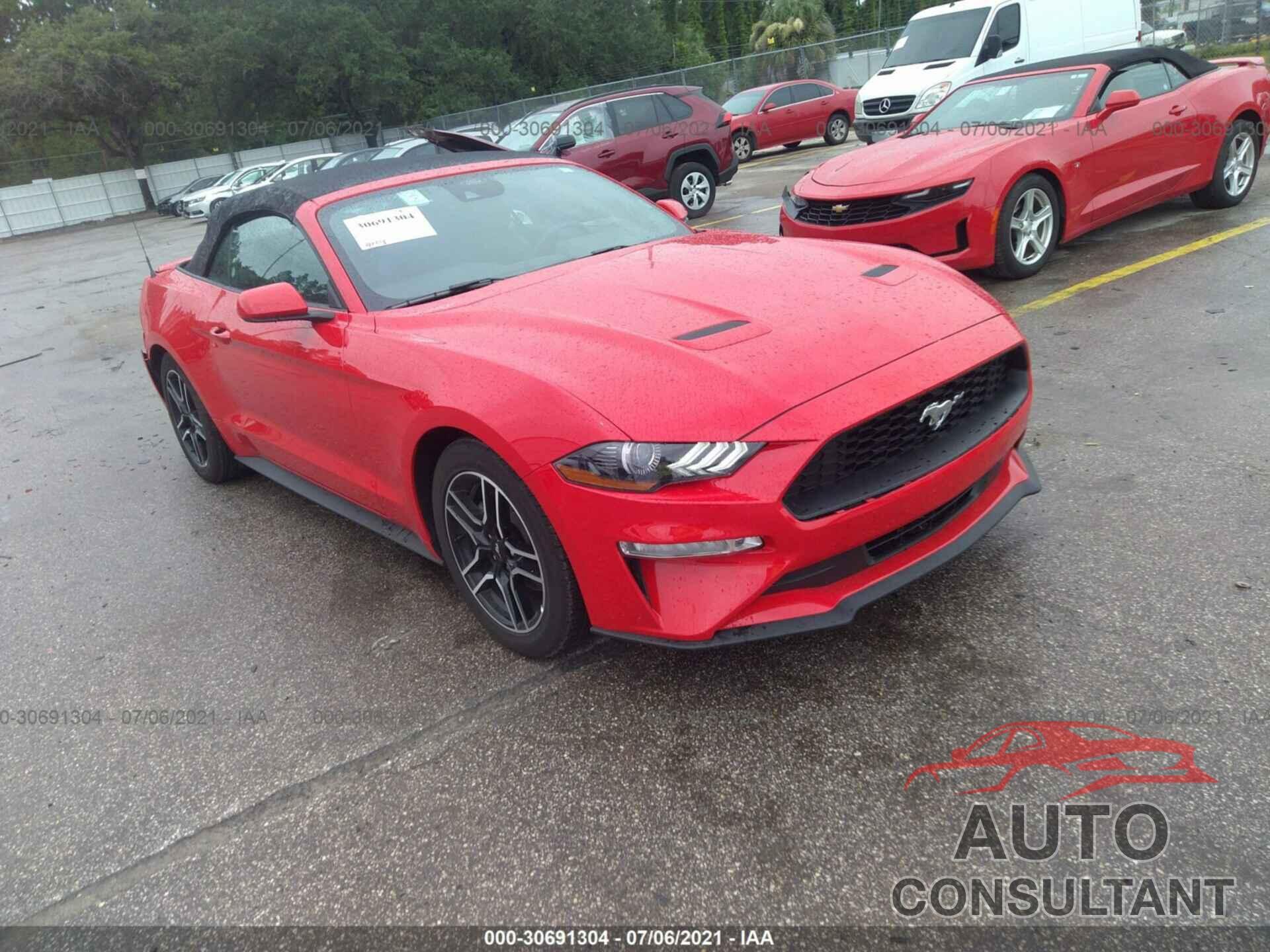 FORD MUSTANG 2021 - 1FATP8UH5M5103131