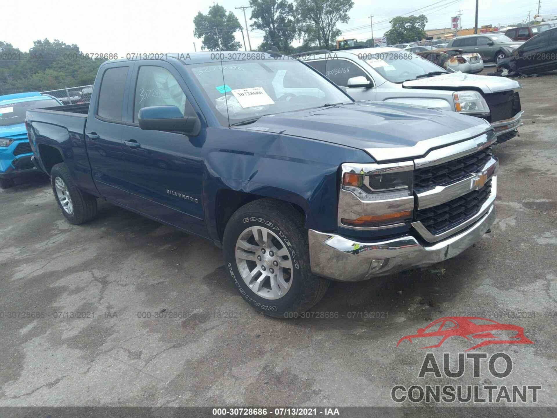 CHEVROLET SILVERADO 1500 2018 - 1GCVKREC2JZ162359