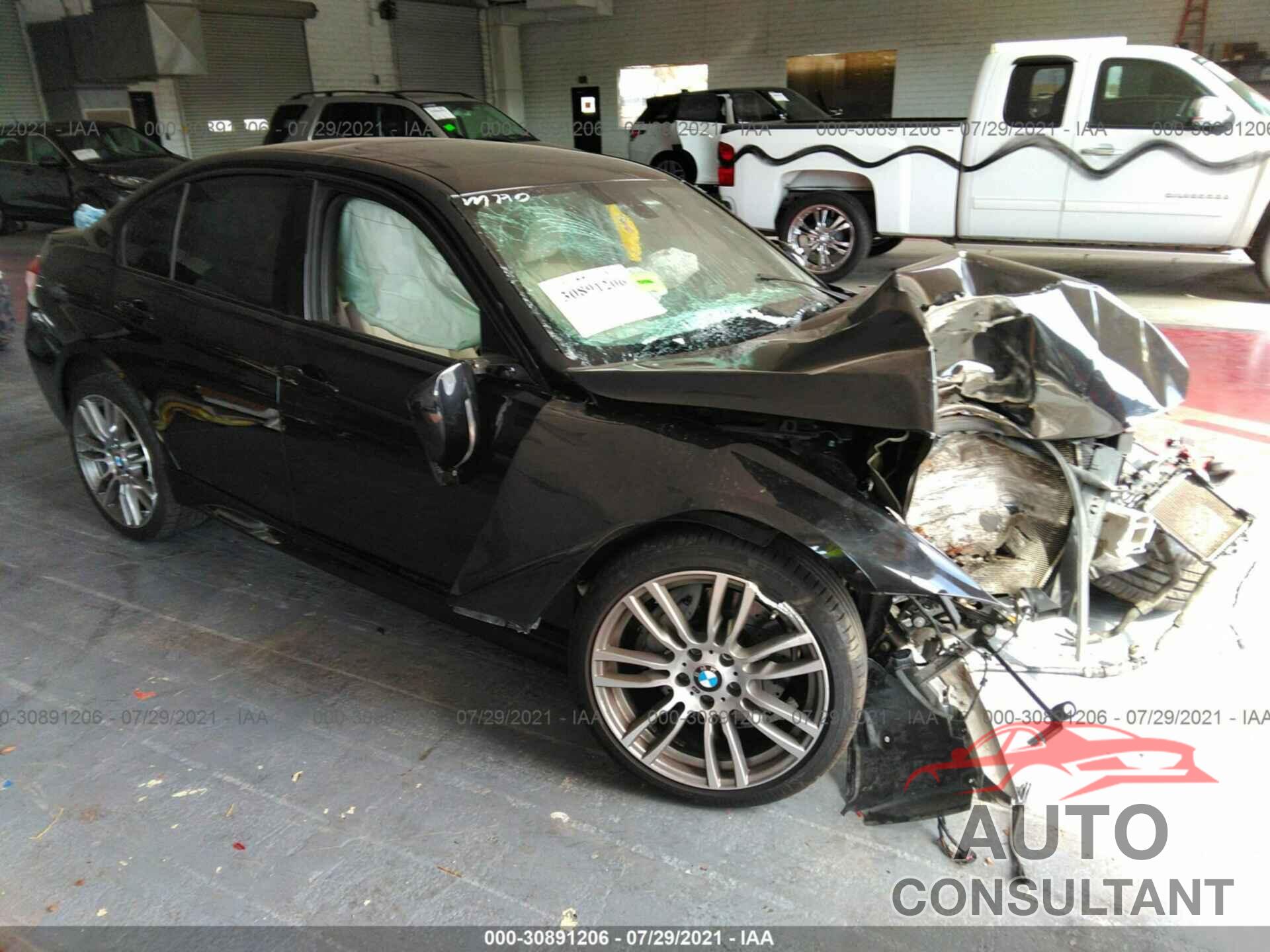 BMW 3 SERIES 2016 - WBA8B3G5XGNT62122
