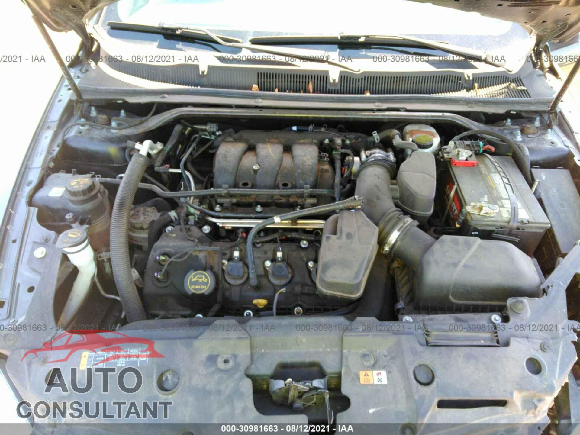 FORD TAURUS 2017 - 1FAHP2H84HG109865