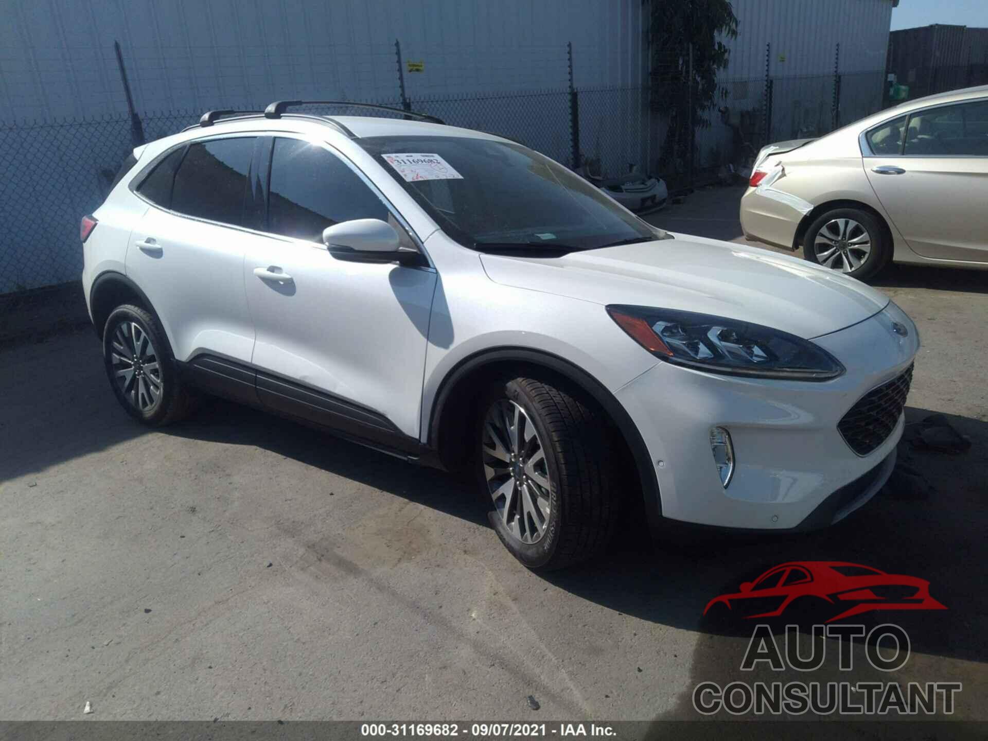 FORD ESCAPE 2020 - 1FMCU9J91LUA79156